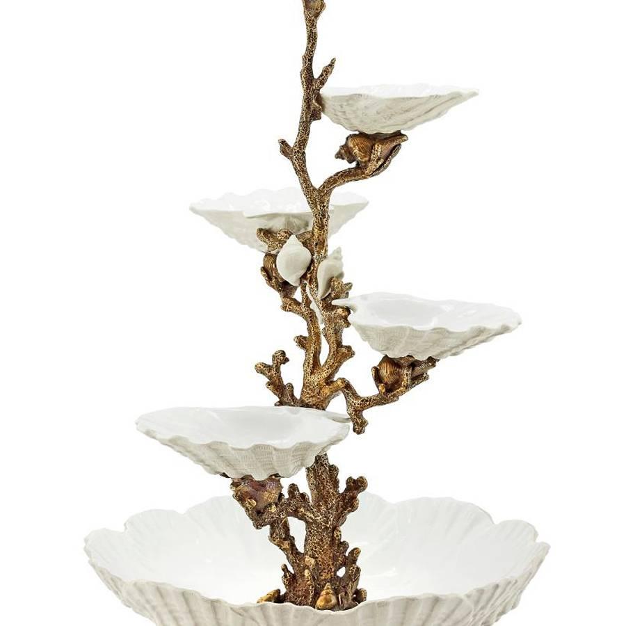Fait main Coupes de table coquillages en porcelaine et bronze en vente