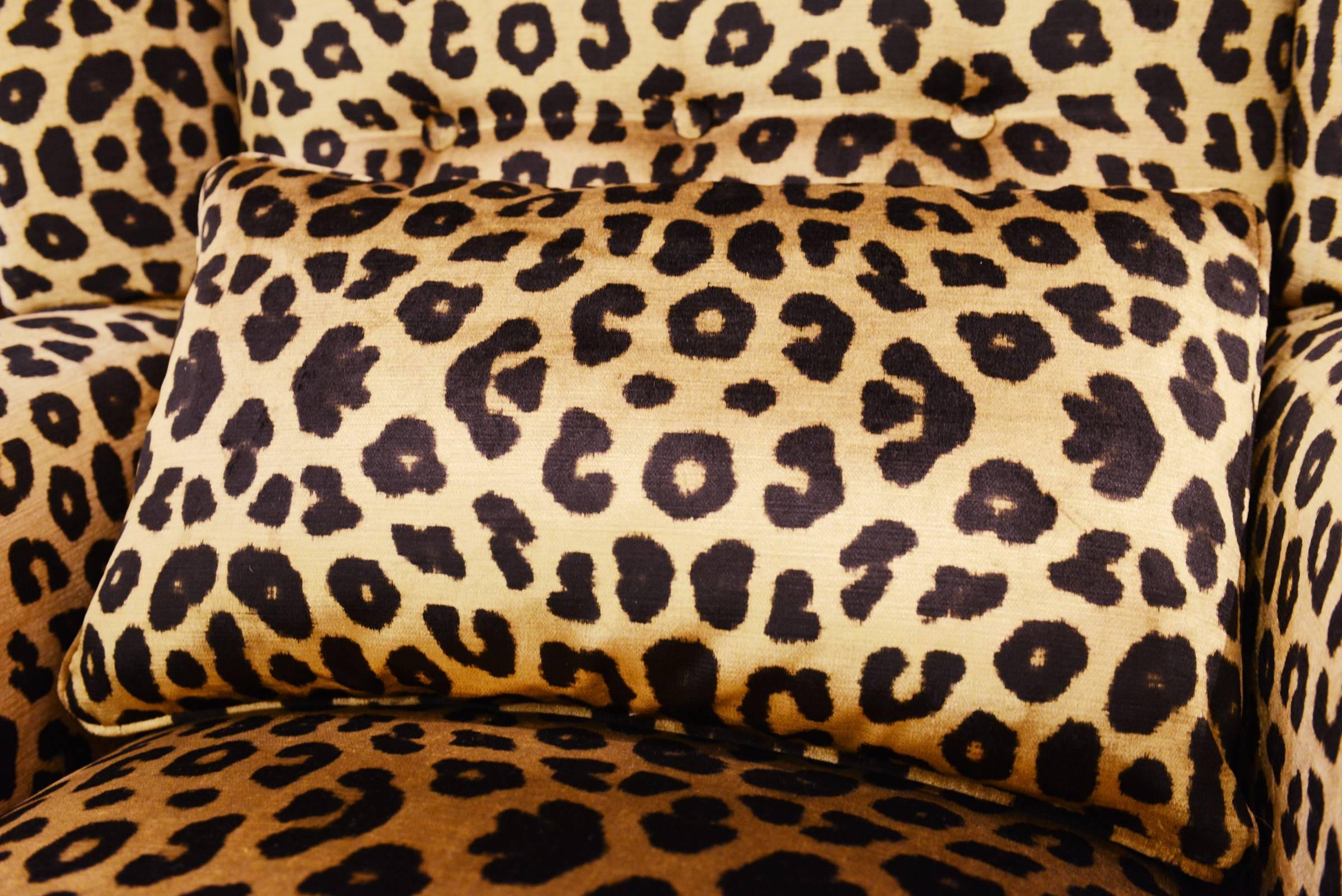 Leopard-Sessel mit schwarzem Nubuk-Leder und Samtstoff (Handgefertigt) im Angebot