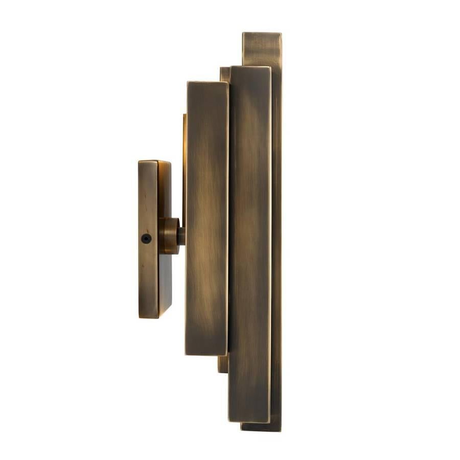 Towny Wall Lamp in Vintage Brass For Sale 1