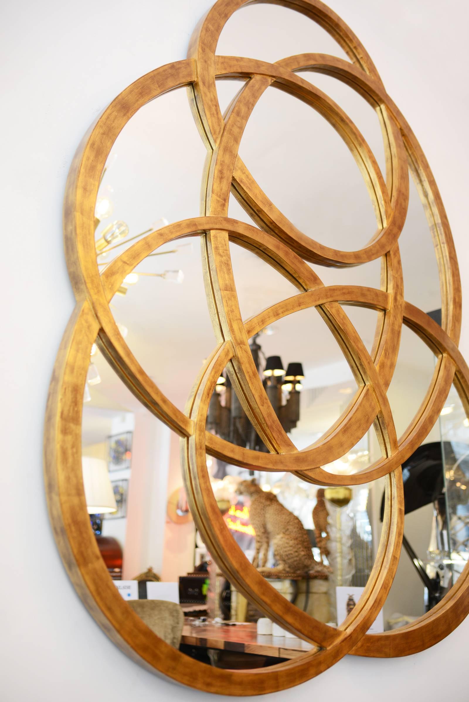 Anglais Miroir Signs en finition or antique en vente