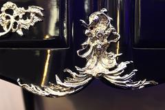 Desk Louis XV in Black Lacquered Wood with Leather Top and Nickel Finish