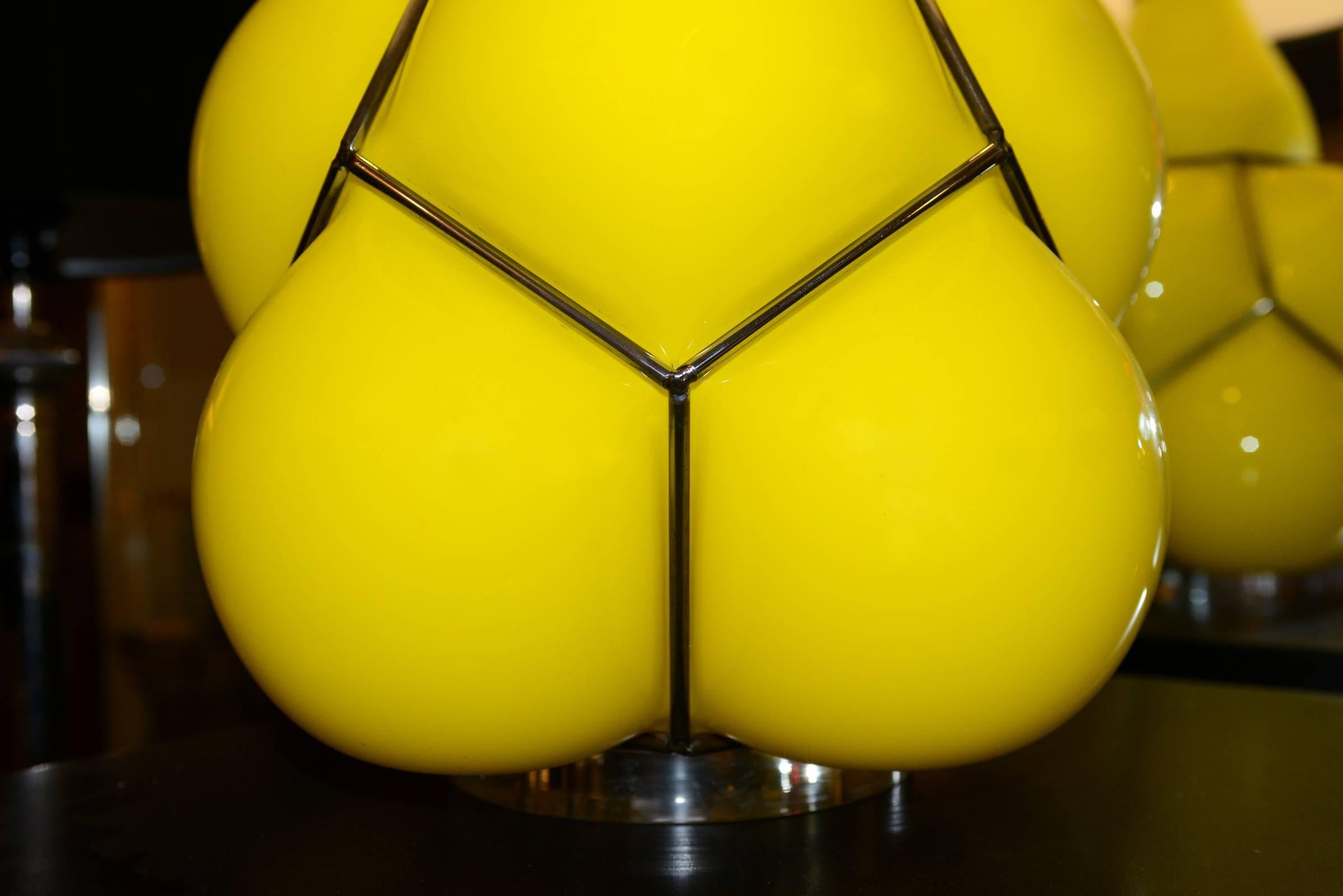 Contemporary Table Lamp Yellow Set of Two in Glass with Black Lampshade