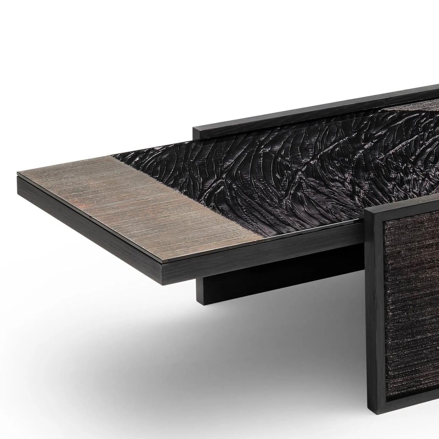 Mesa baja de cristal en Nuevo estado para la venta en Paris, FR