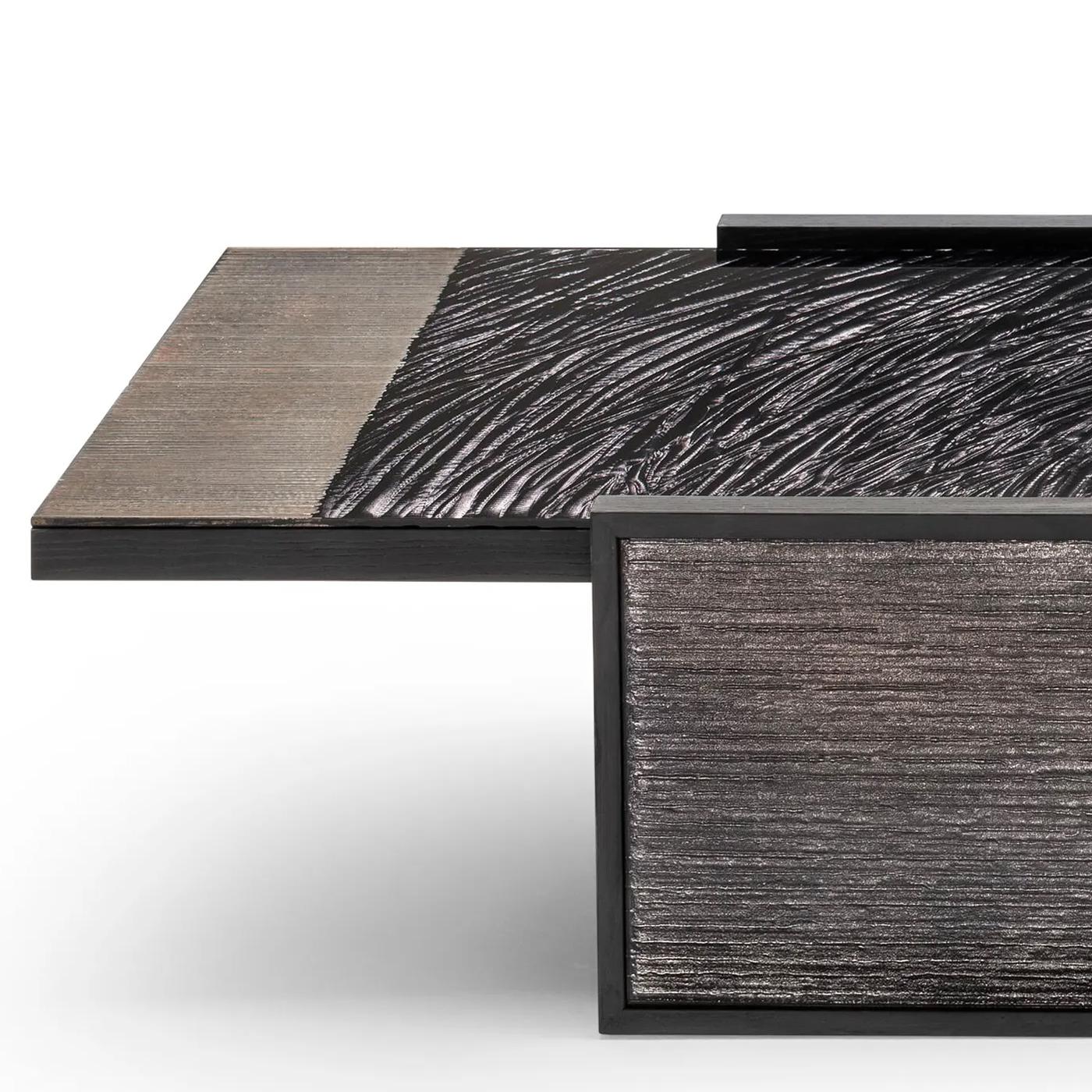Mesa baja de cristal Ennegrecido en venta
