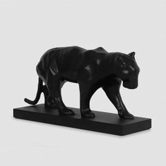 Sculpture de panthère noire mate