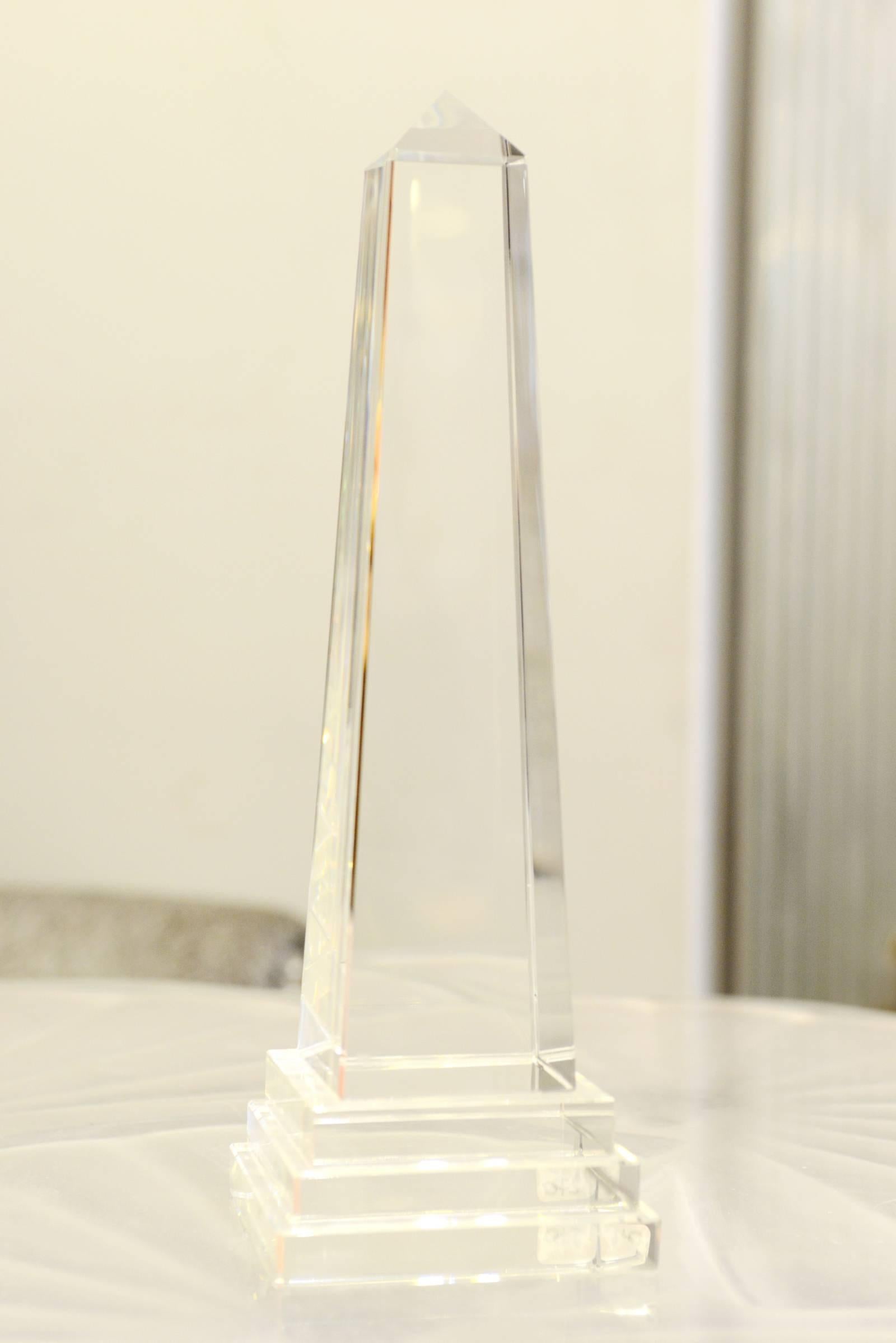 Obelisk crystal in crystal glass on
crystal base. Available in:
L6.5 x P6.5 x H26cm, price: 300,00€.
L11 x P11 x H35cm, price: 480,00€.
L11 x P11 x H49cm, price: 750,00€.
