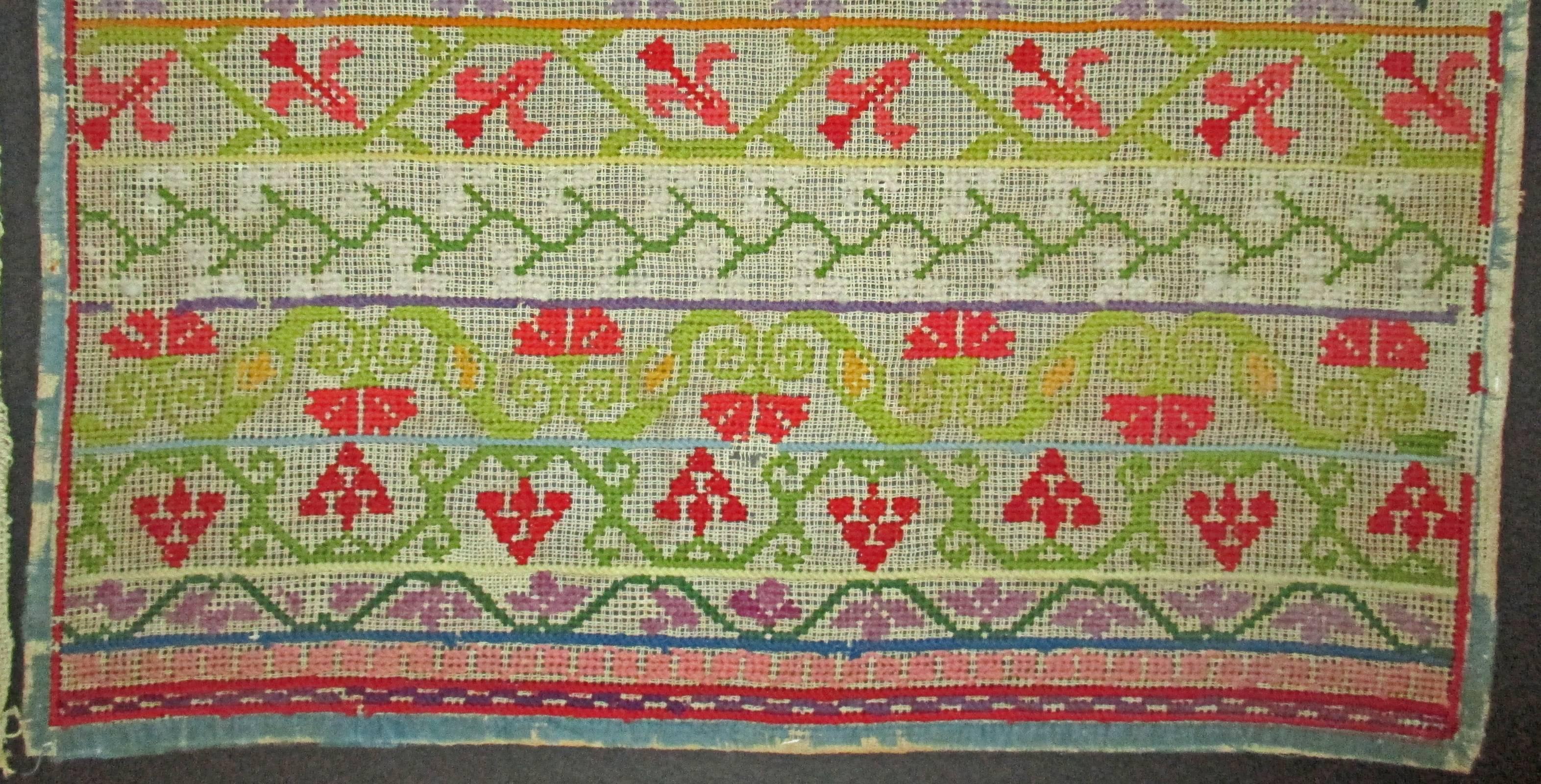 19th Century Mexican Needlepoint Sampler, Dated 1880, Colorful and Elaborate In Good Condition For Sale In Ajijic, Jalisco