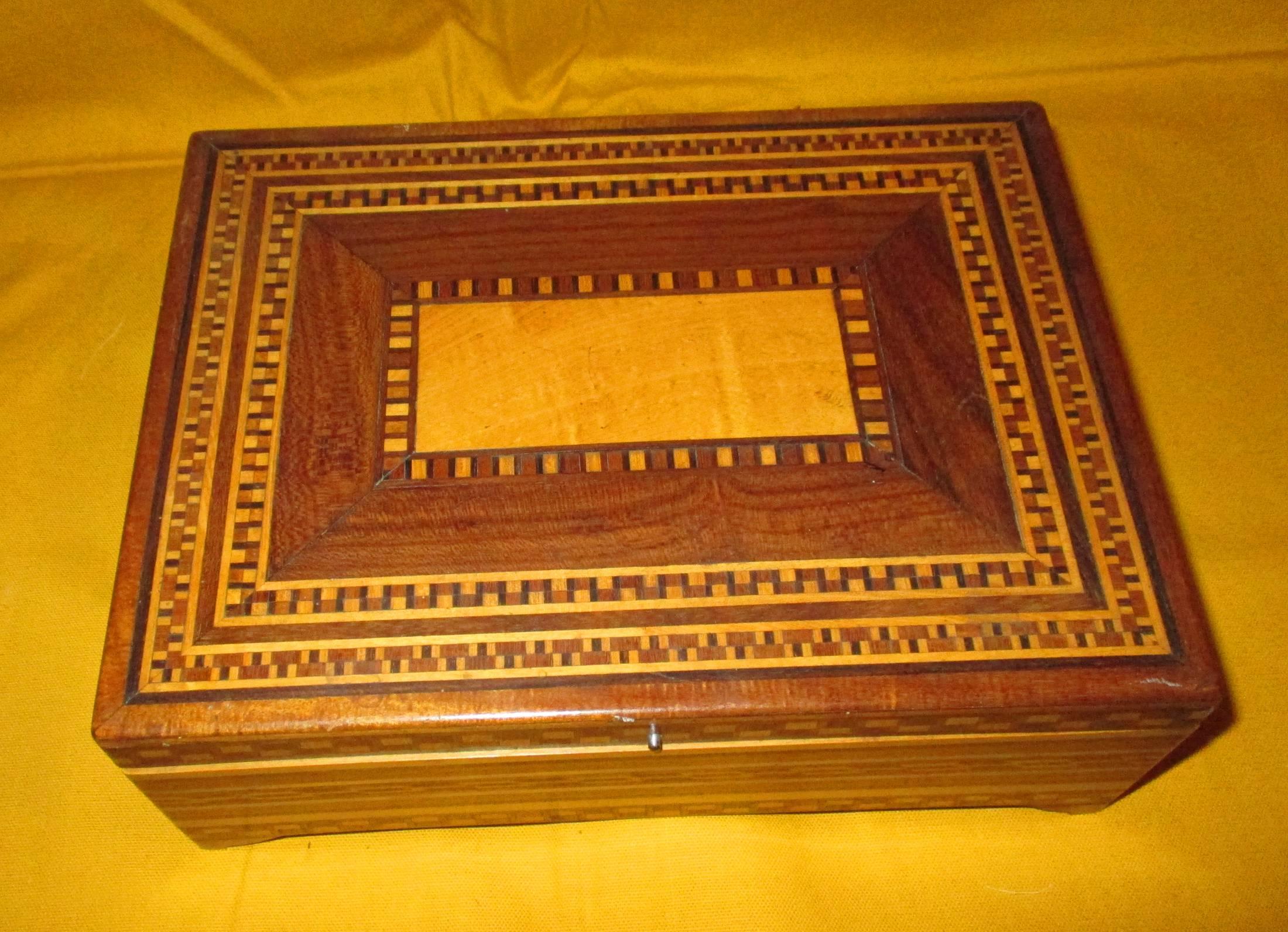 Inlay Santa Maria Del Rio Rebozo Case, Inlaid Wooden Box for Storing Rebozos