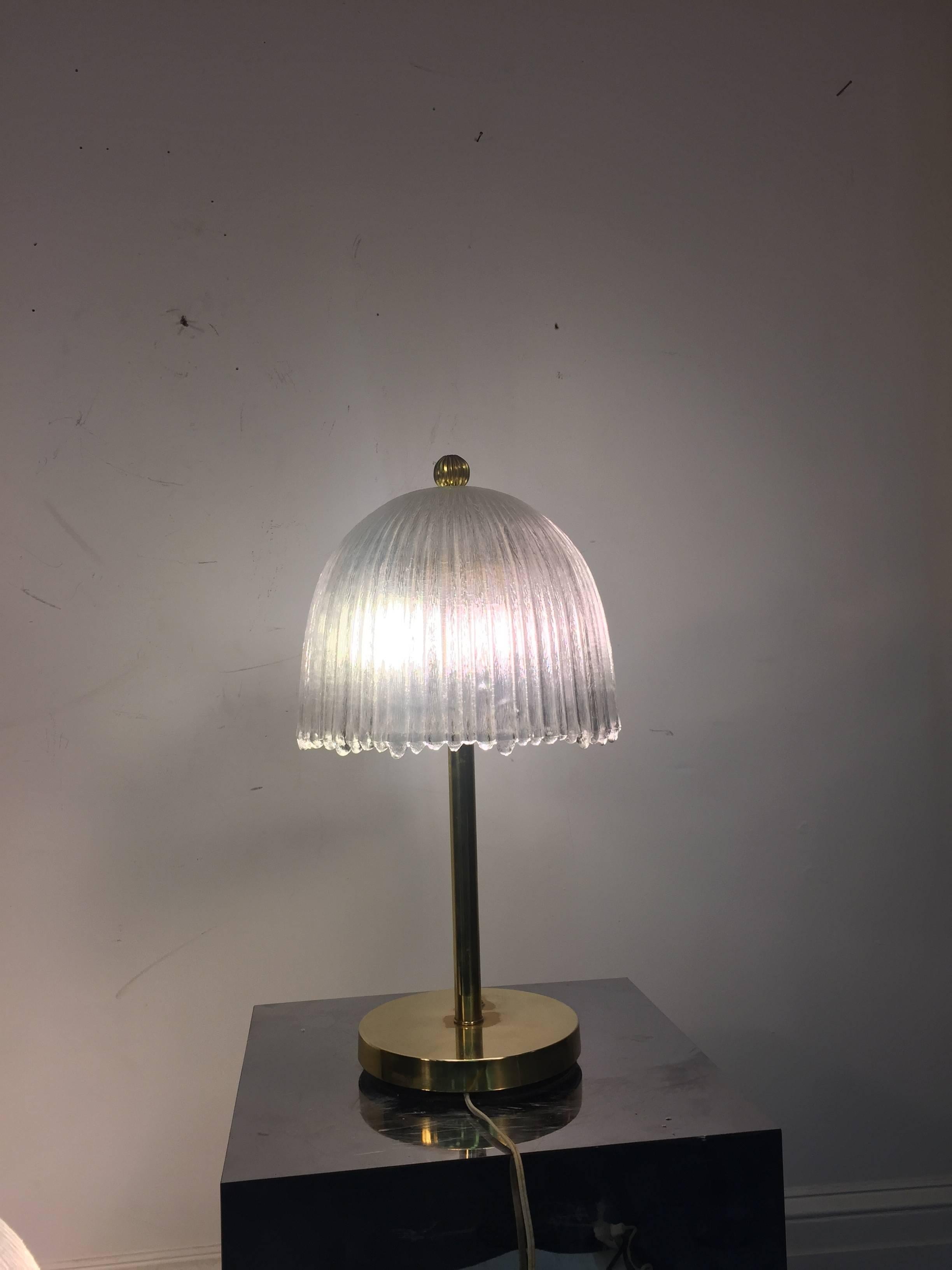 Elegant Pair of French Tulip Shade Table Lamps in the Manner of Rene Lalique For Sale 1