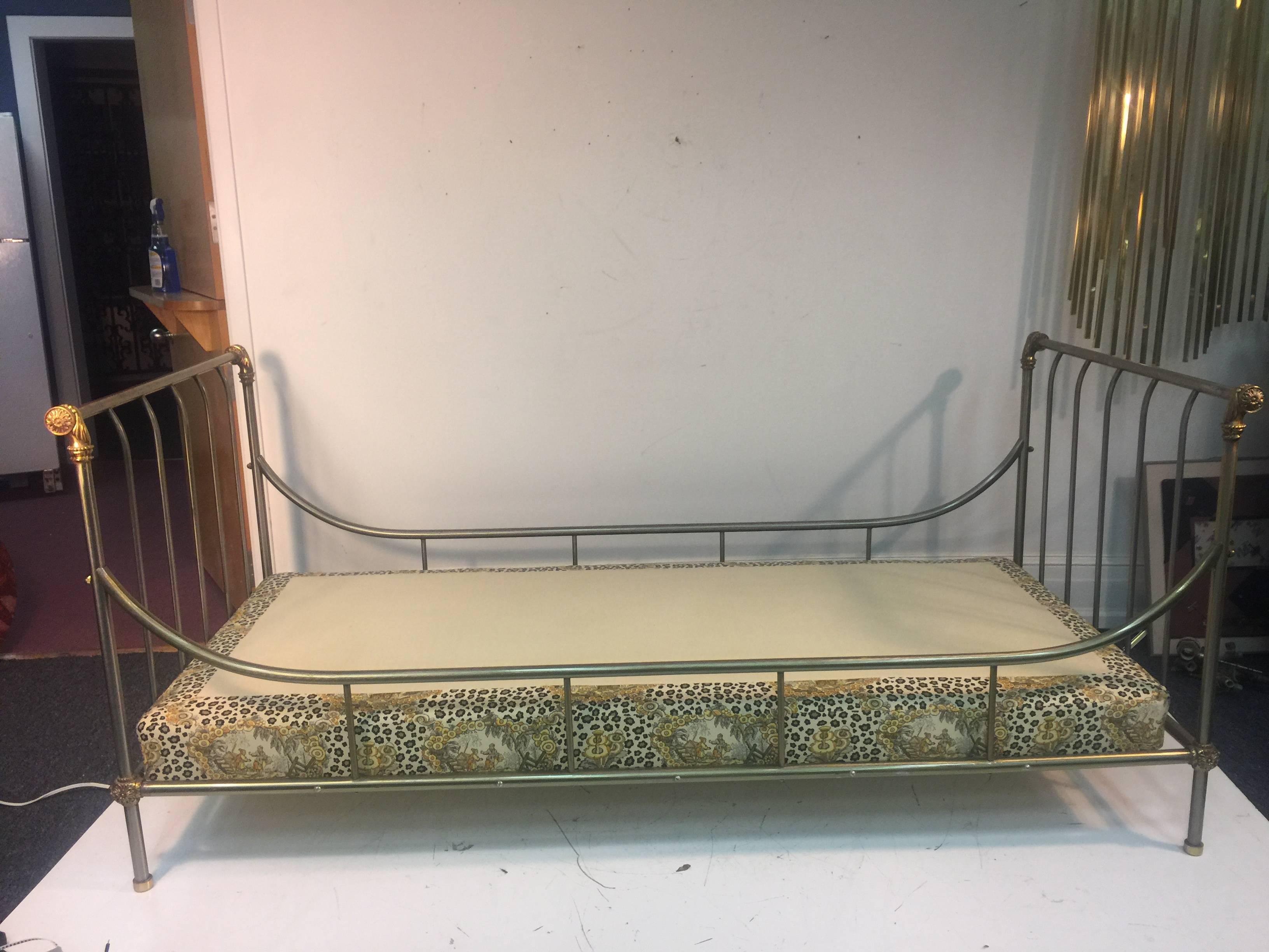 Exceptional Steel and Brass French Daybed by Maison Jansen with Fine Details For Sale 2