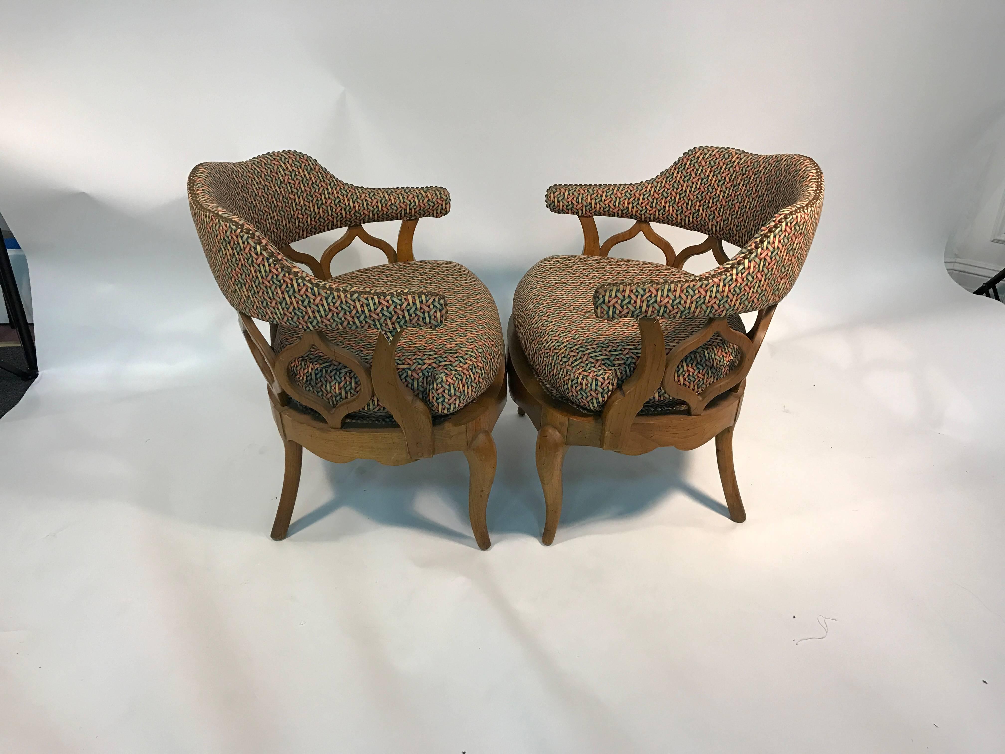 A fabulous pair of sculptural, Hollywood Regency style, lounge chairs in the manner of William 