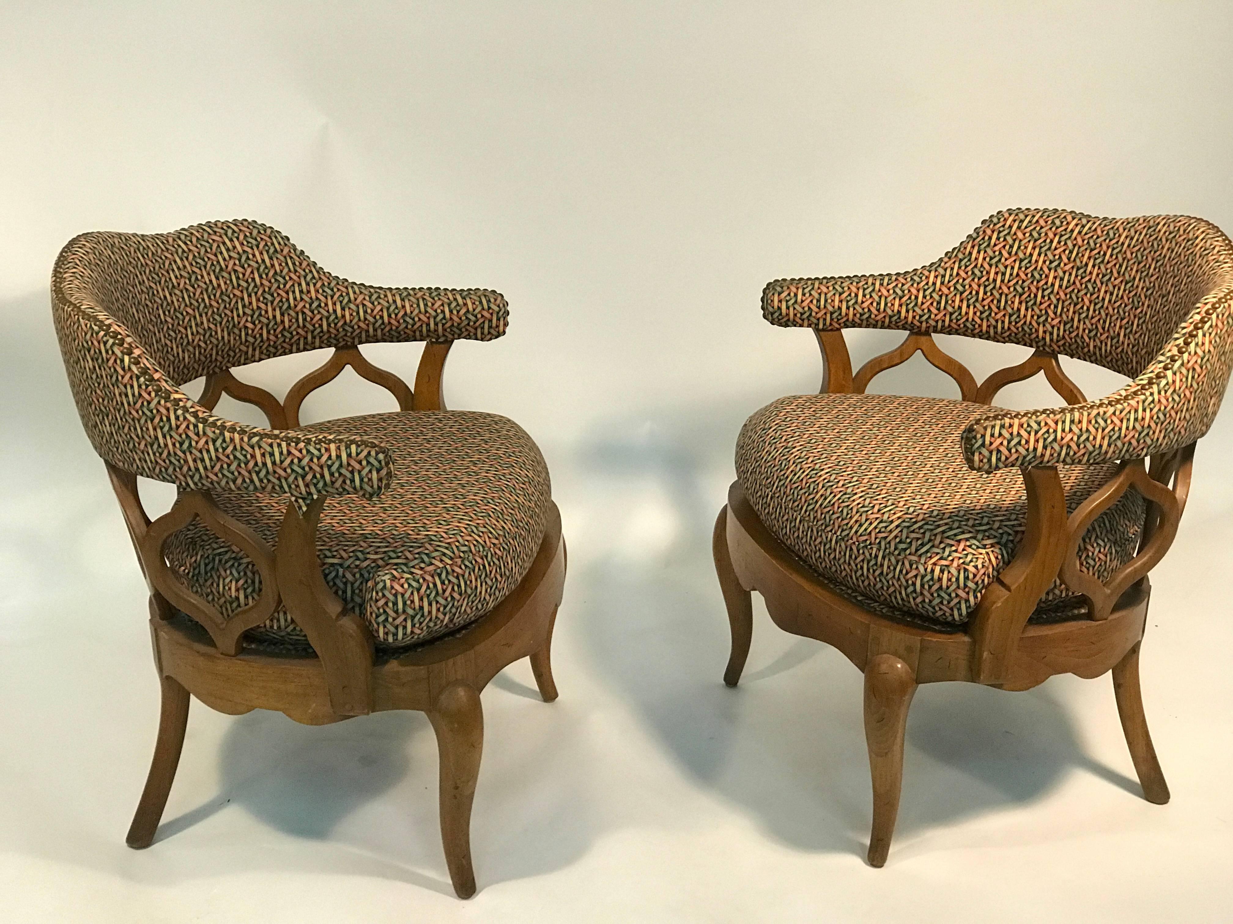 American Fabulous Pair of Sculptural Lounge Chairs in the Manner of William Billy Haines For Sale