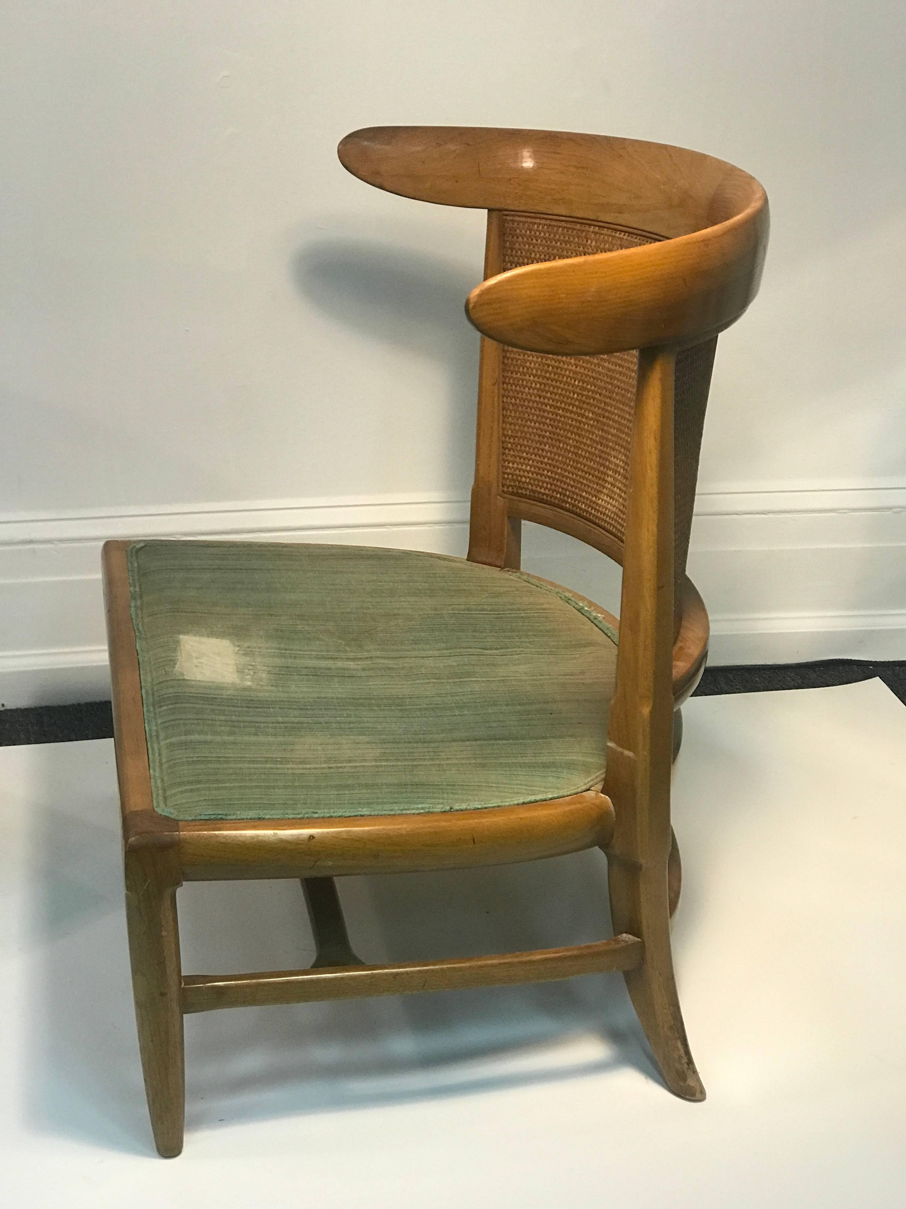 Mid-Century Modern Outstanding Pair of Chairs in the Manner of Harvey Probber  For Sale