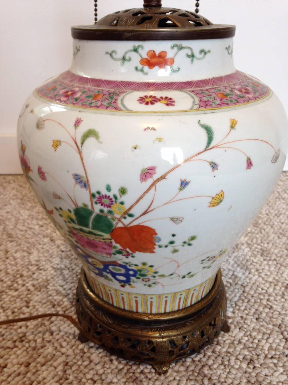 Chinese Export 19th Century Famille Rose Porcelain Ginger Jar Lamp For Sale