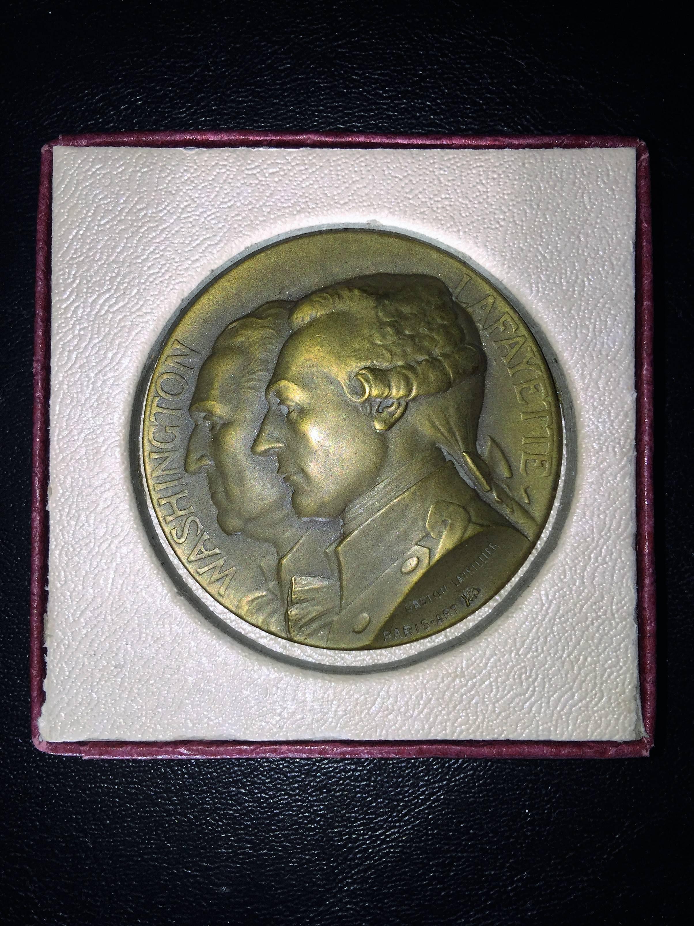 Art Deco 1927 Washington Lafayette Bronze Medallion in Original Box For Sale
