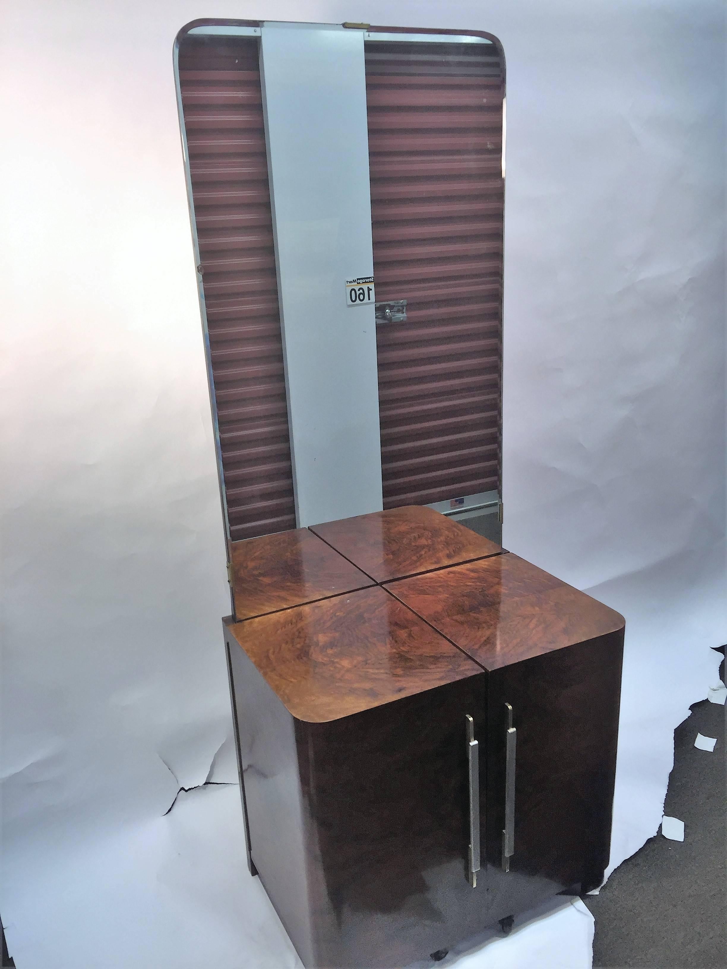French Modernist Art Deco Vanity For Sale 3