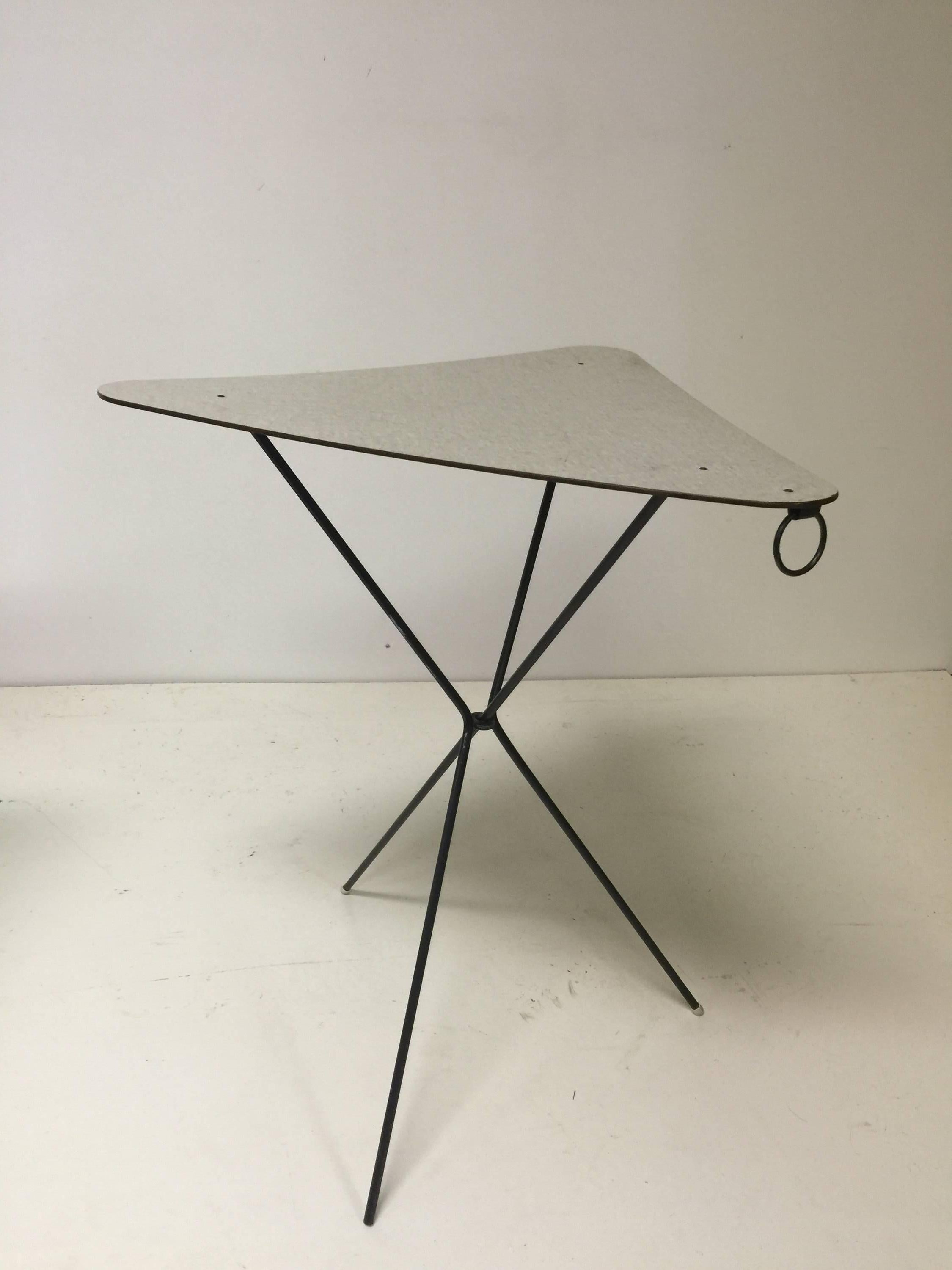 20th Century Pair of French Triangular Cocktail Tables by Mathieu Matégot, circa 1950s For Sale