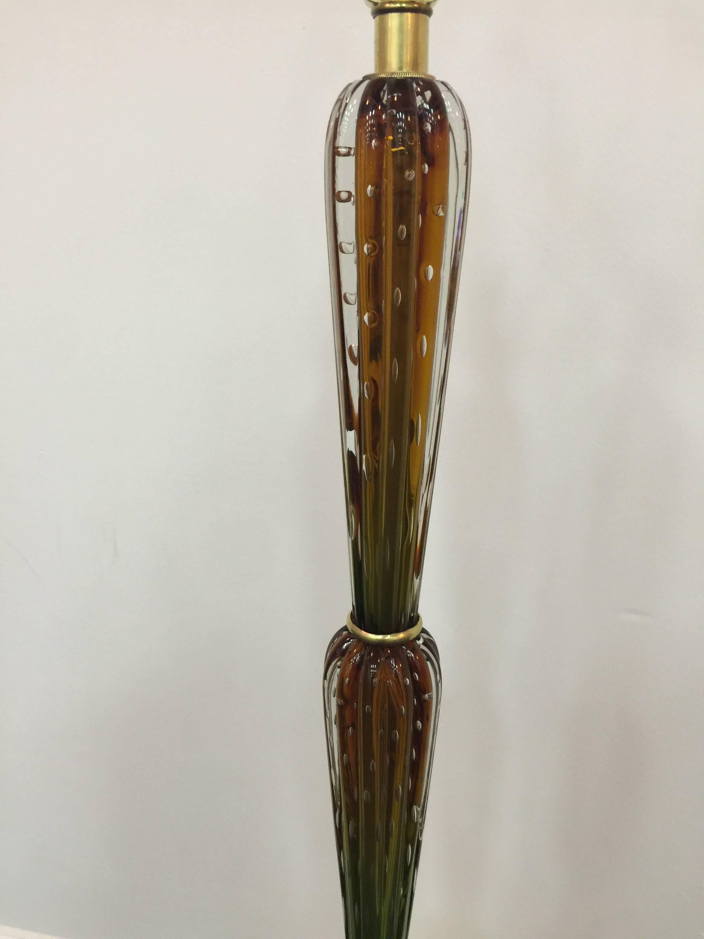 Exceptional Italian Seguso Murano Glass Floor Lamp In Good Condition For Sale In Mount Penn, PA