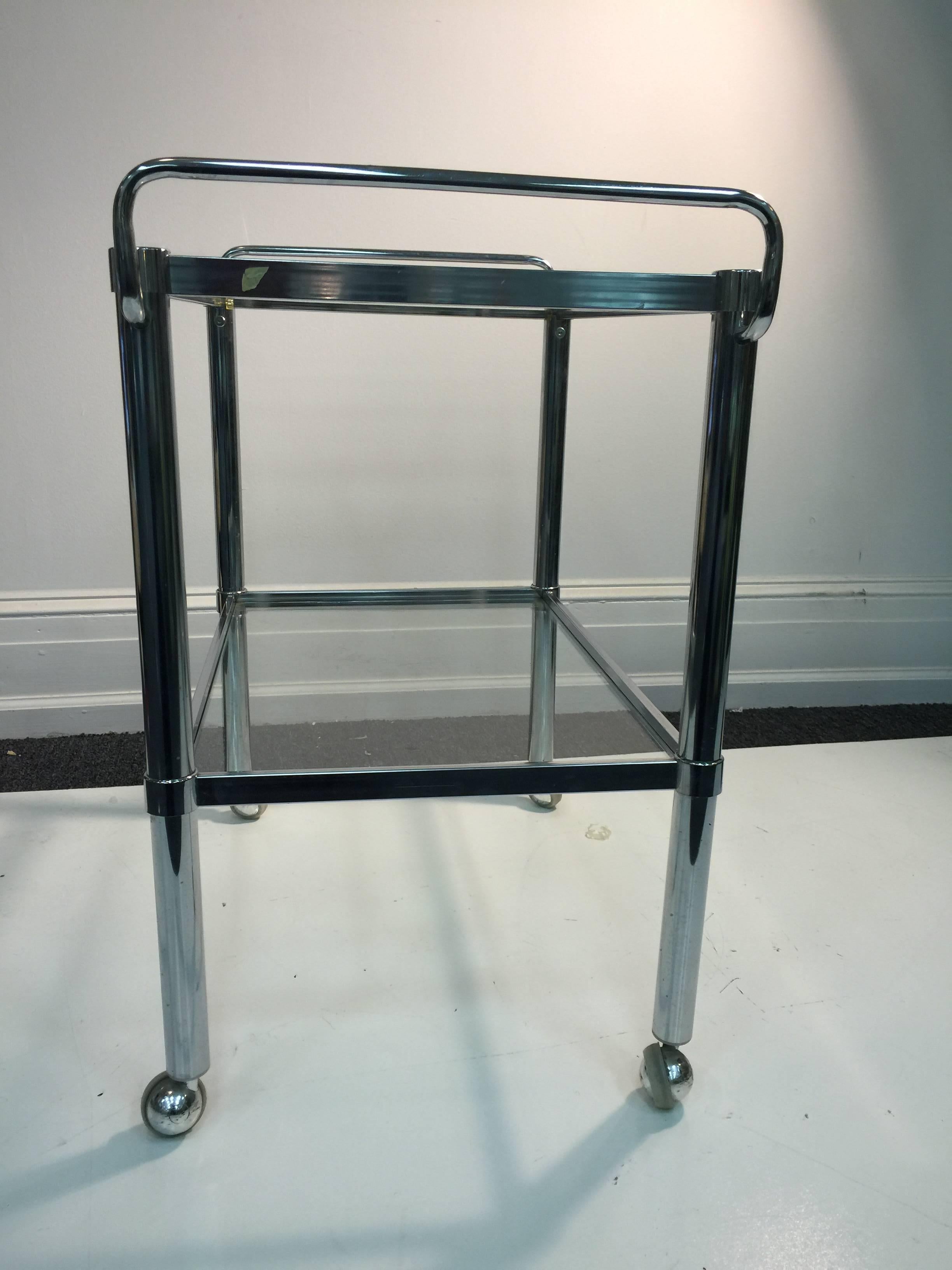 Stunning Italian Two-Tier Chrome Tea Cart, circa 1970 For Sale 1