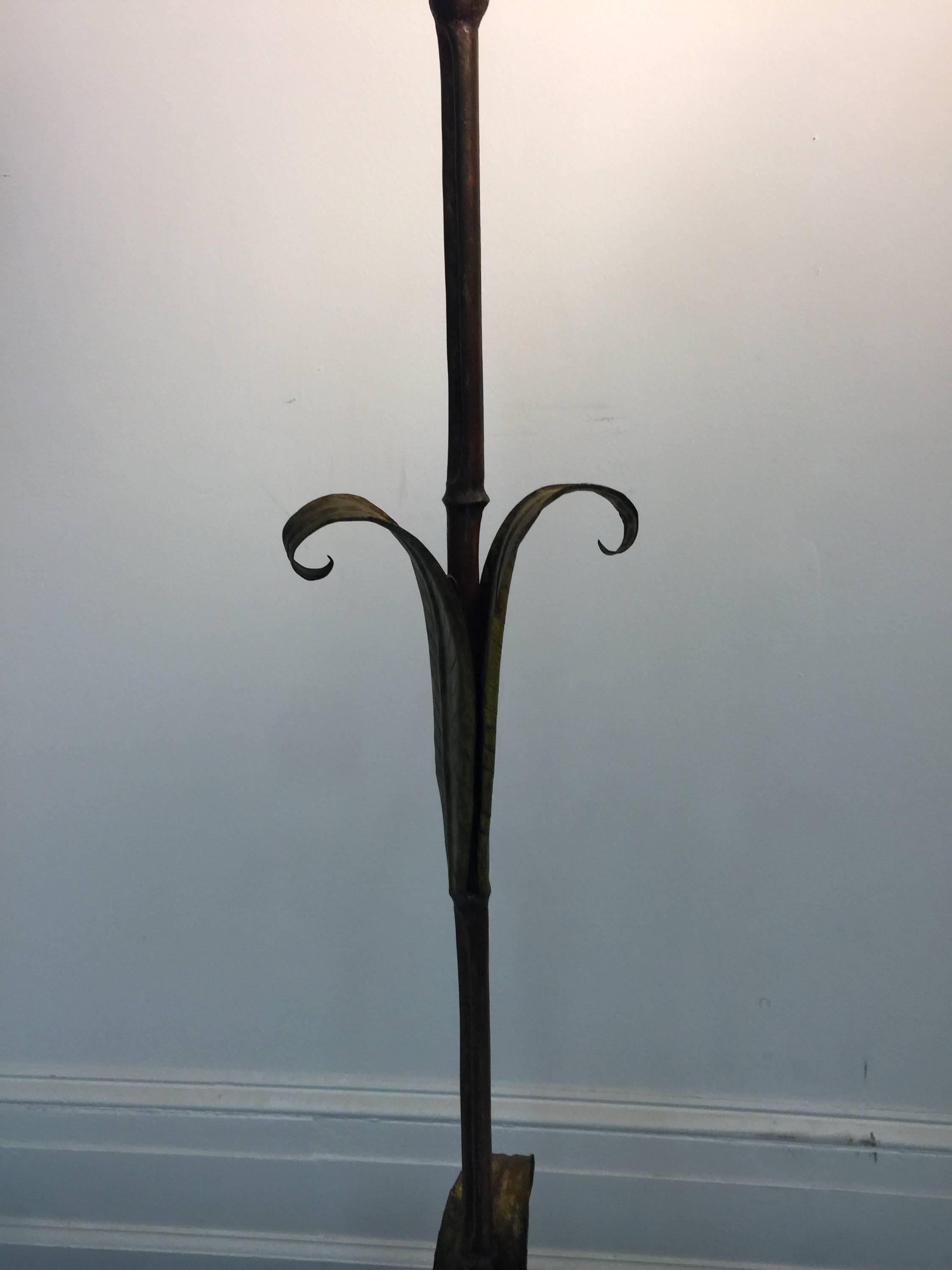 Beautiful Brass Italian Palm Tree Floor Lamp in the Manner of Tommaso Barbi In Good Condition For Sale In Mount Penn, PA