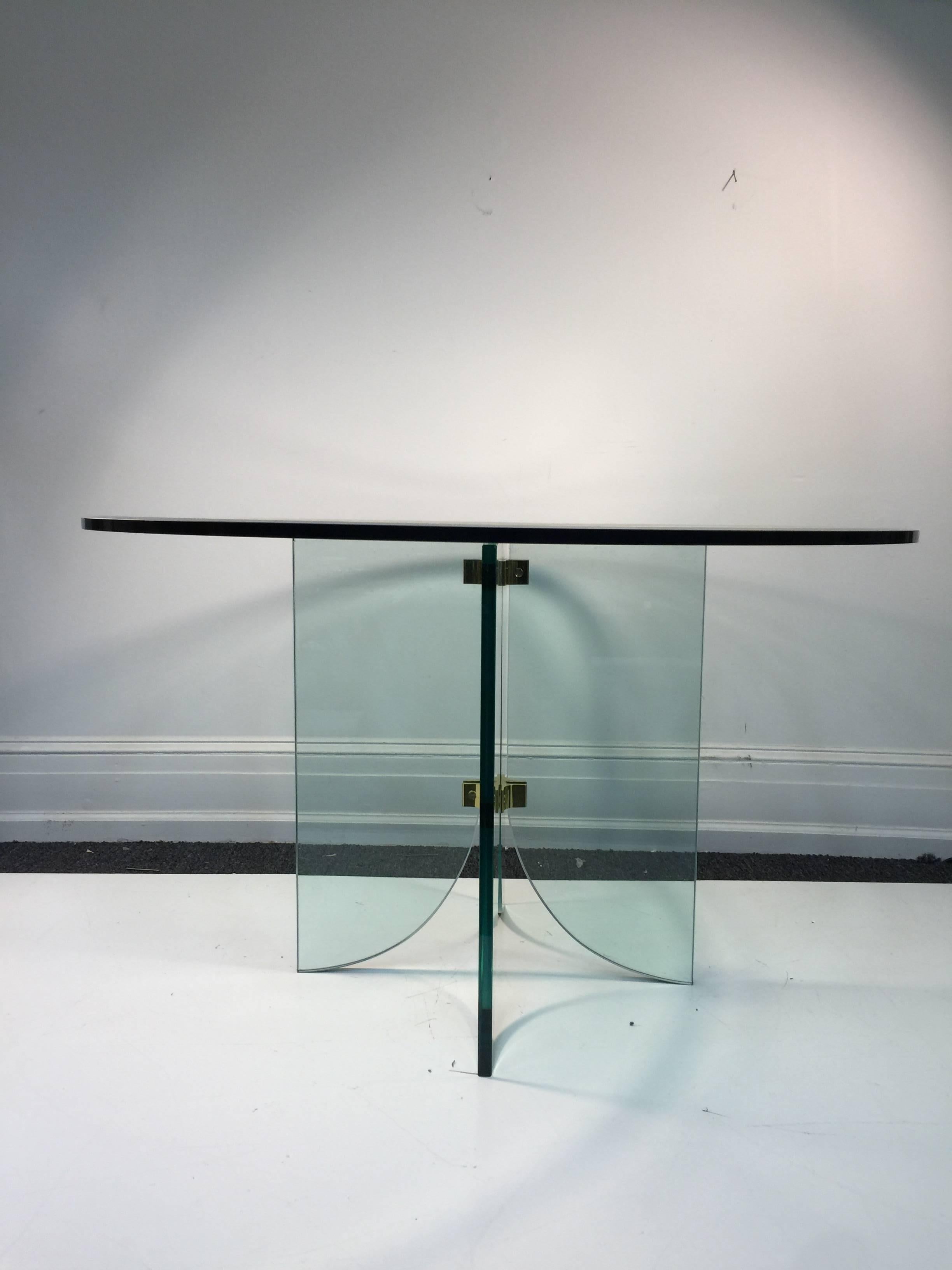 20th Century Phenomenal Pace Pedestal Glass Dining Table, circa 1970 For Sale