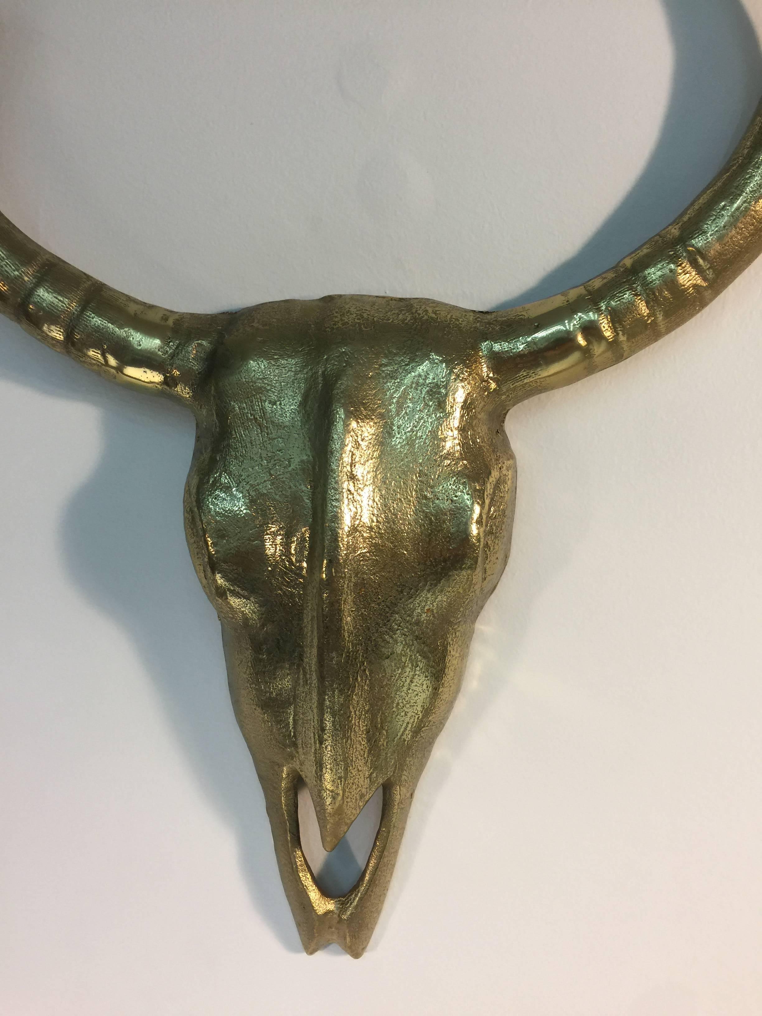 American Substantial and Sculptural Pair of Solid Brass Steer Heads, circa 1970 For Sale