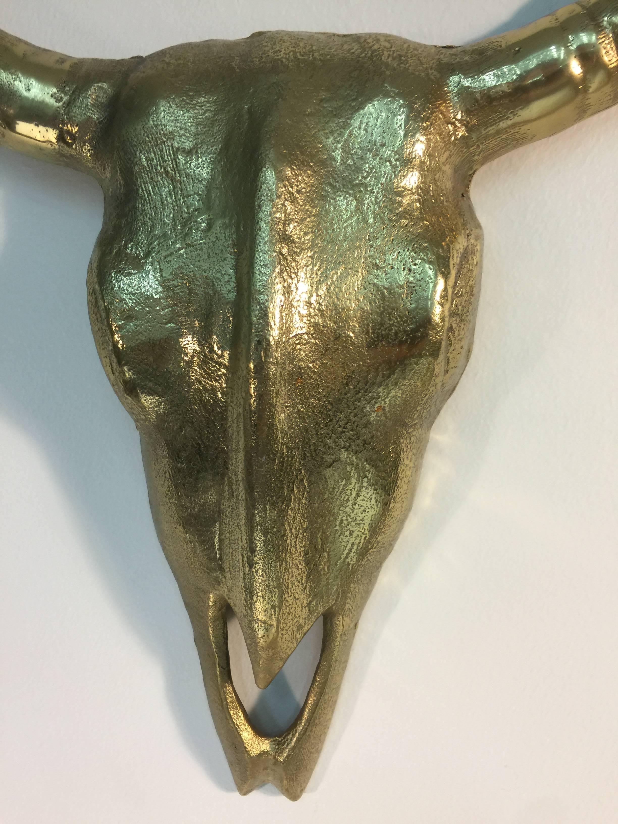 20th Century Substantial and Sculptural Pair of Solid Brass Steer Heads, circa 1970 For Sale
