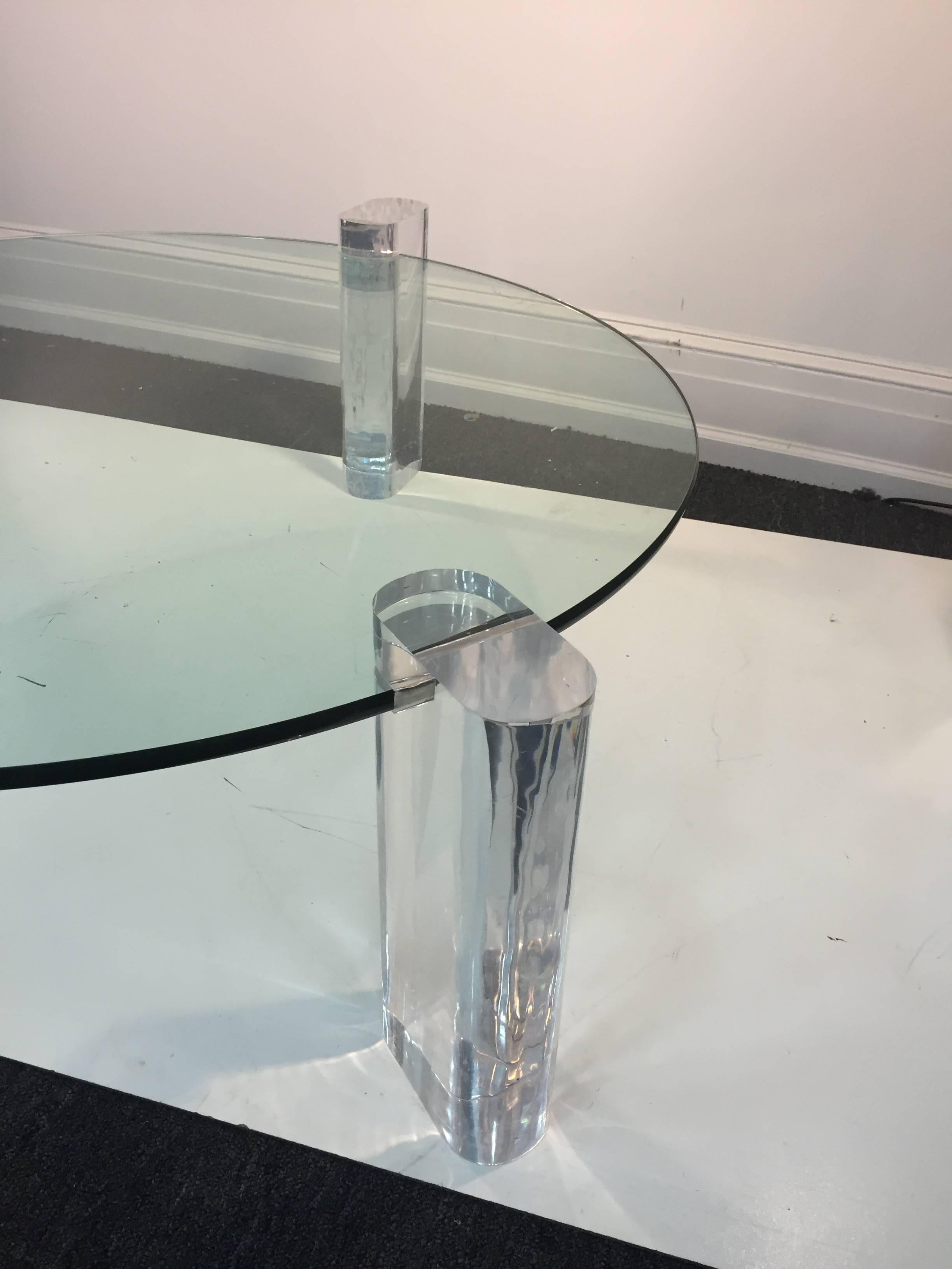 American Karl Springer Coffee Table with Round Glass Top and Thick Lucite Base For Sale