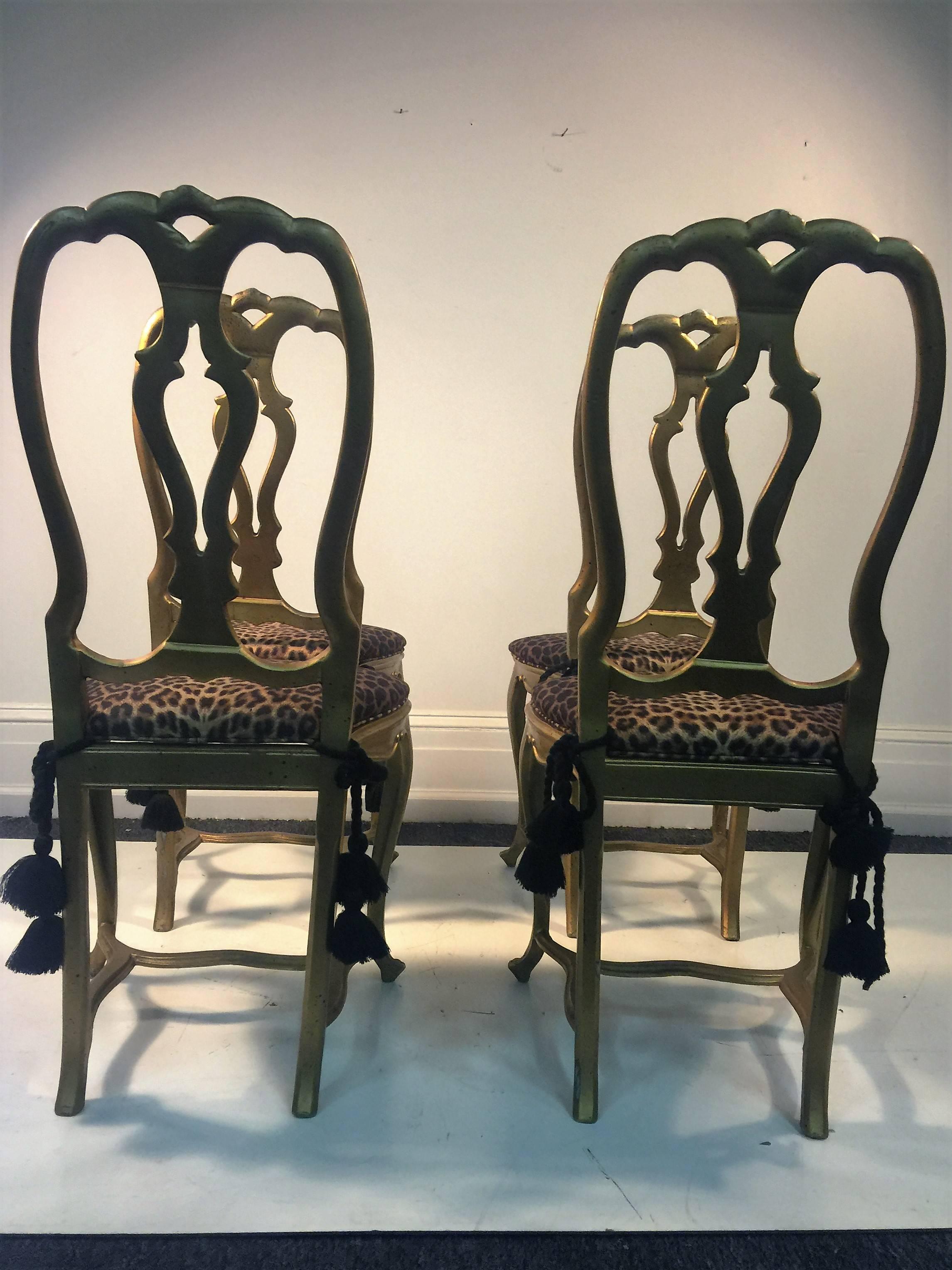 Great Arthur Court Gilded Tiger Lily Dining Table with Four Chairs In Excellent Condition For Sale In Mount Penn, PA