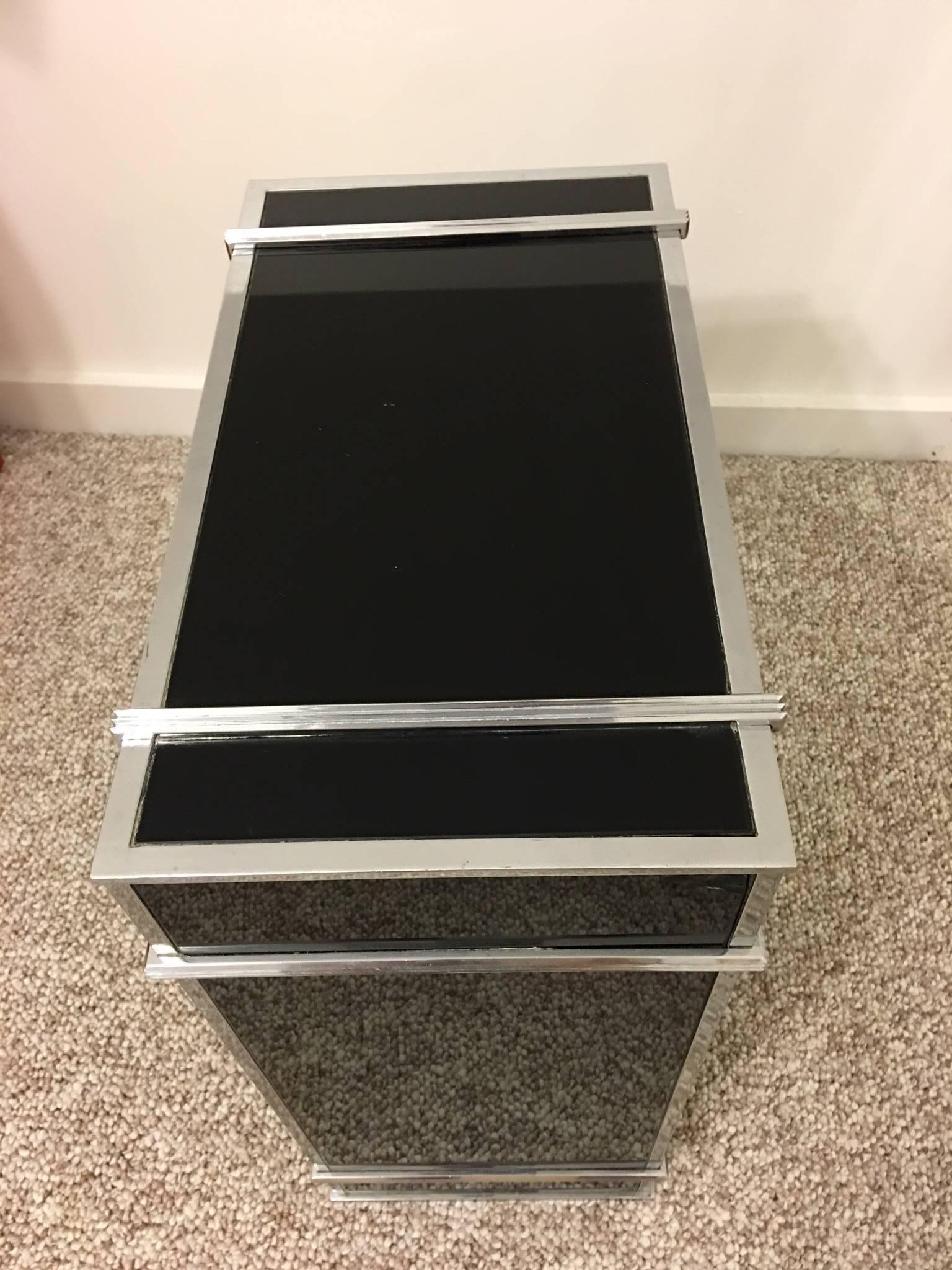 Superb Modernist Raymond Hood Art Deco Black Glass and Chrome Clothing Hamper  In Excellent Condition For Sale In Mount Penn, PA