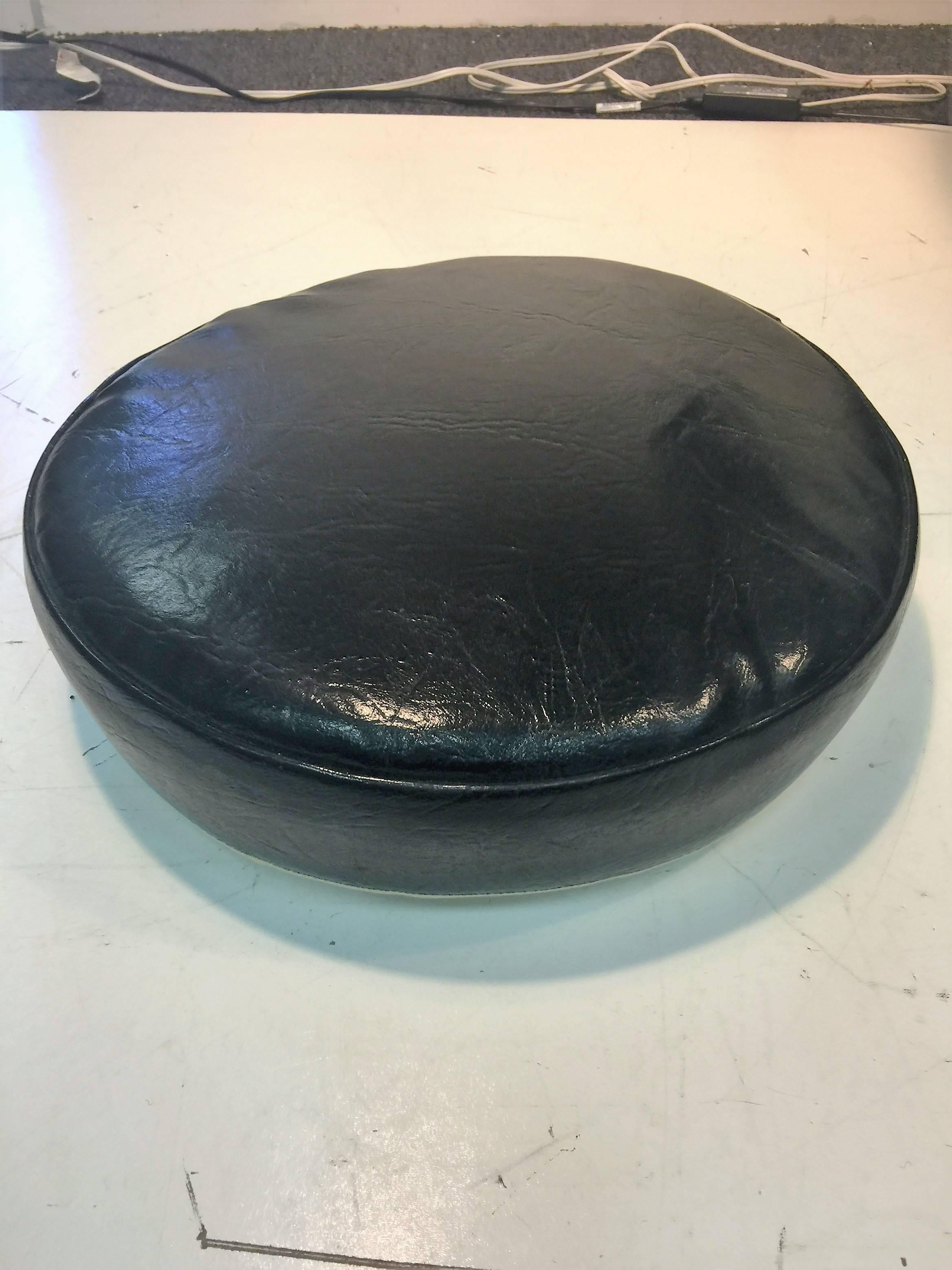 Mod Glossy Black Leatherette and Fiberglass Pouf Chair in Style of Joe Colombo For Sale 3