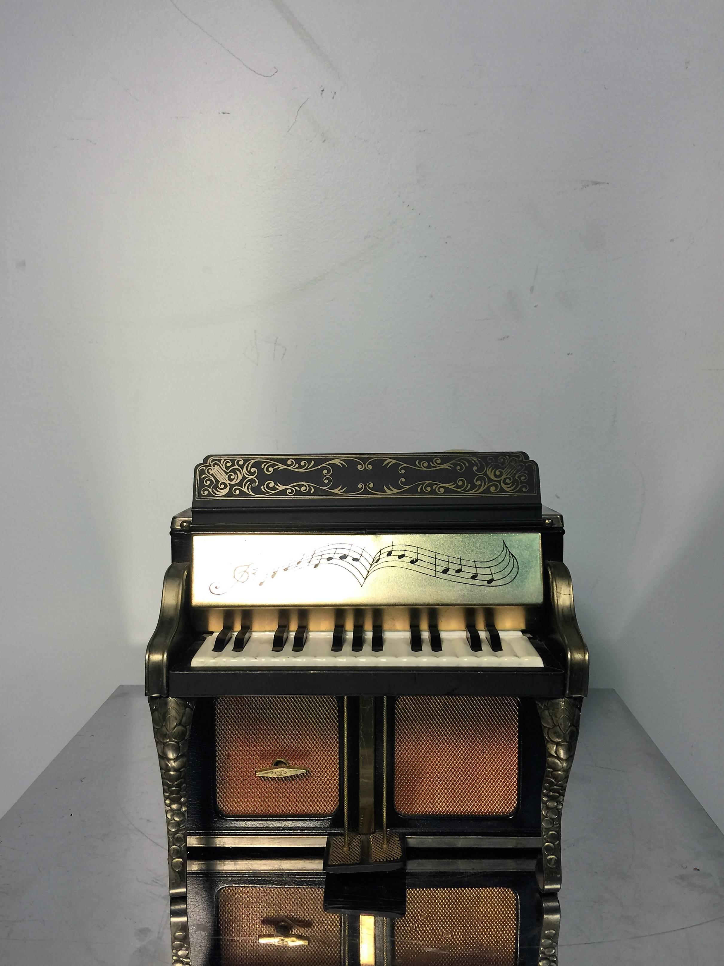 Fantastic Musical Piano Portable Bar For Sale 2