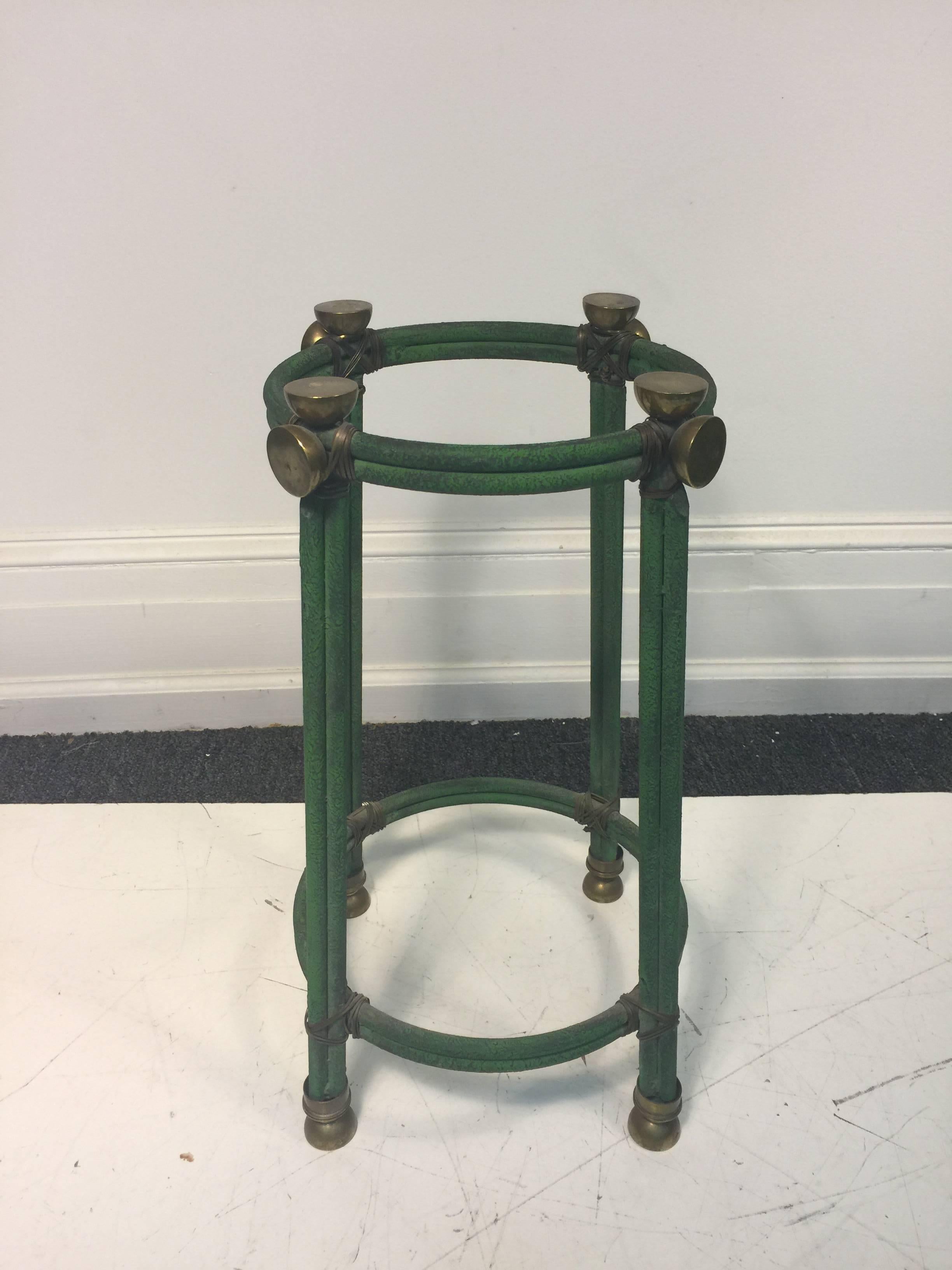 American Great Gucci Style Side or Accent Table in Brass and Iron, circa 1970 For Sale