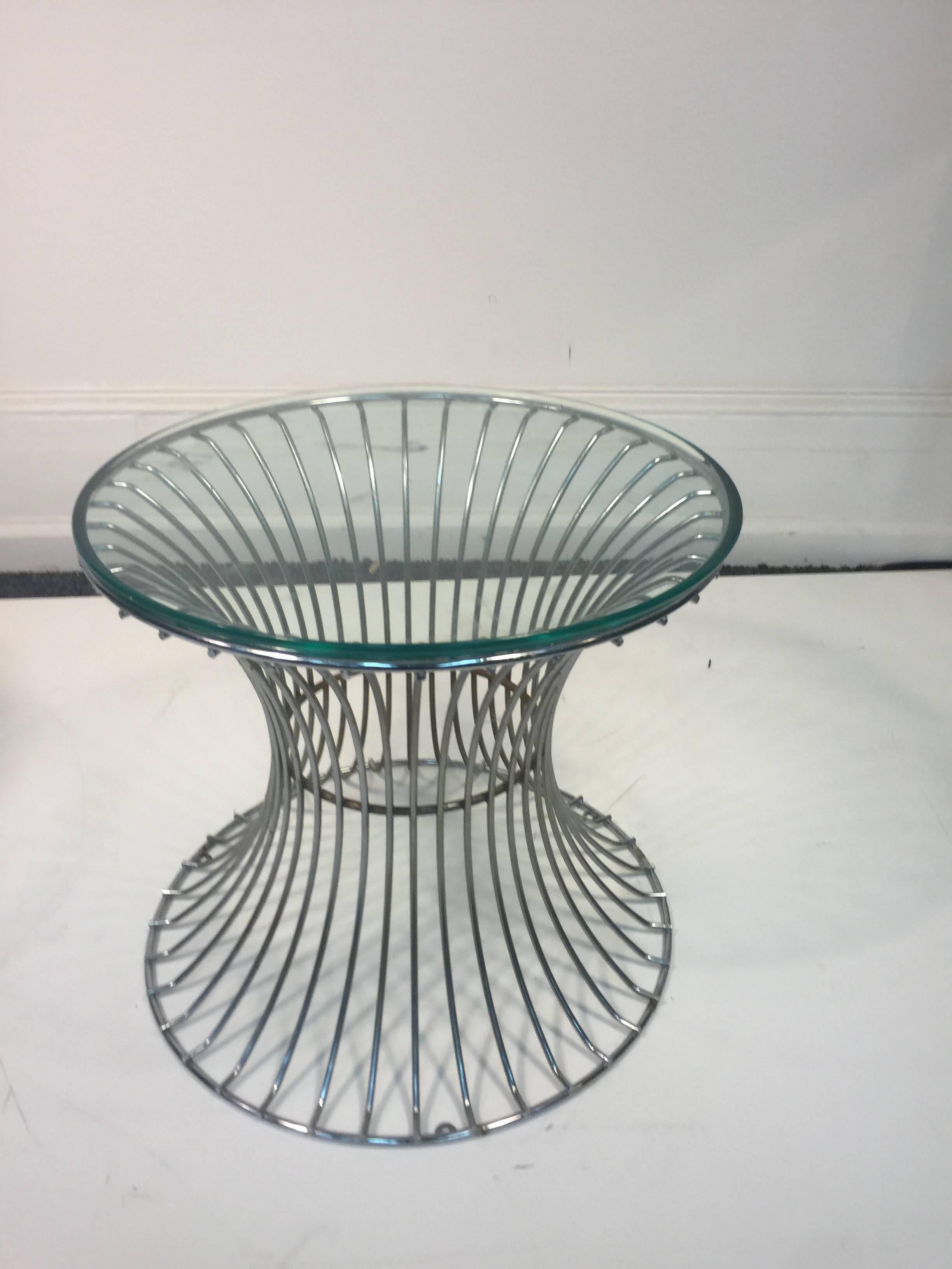 Wonderful Pair of Tables with Trumpeting Wire Bases by Warren Platner for Knoll For Sale 1