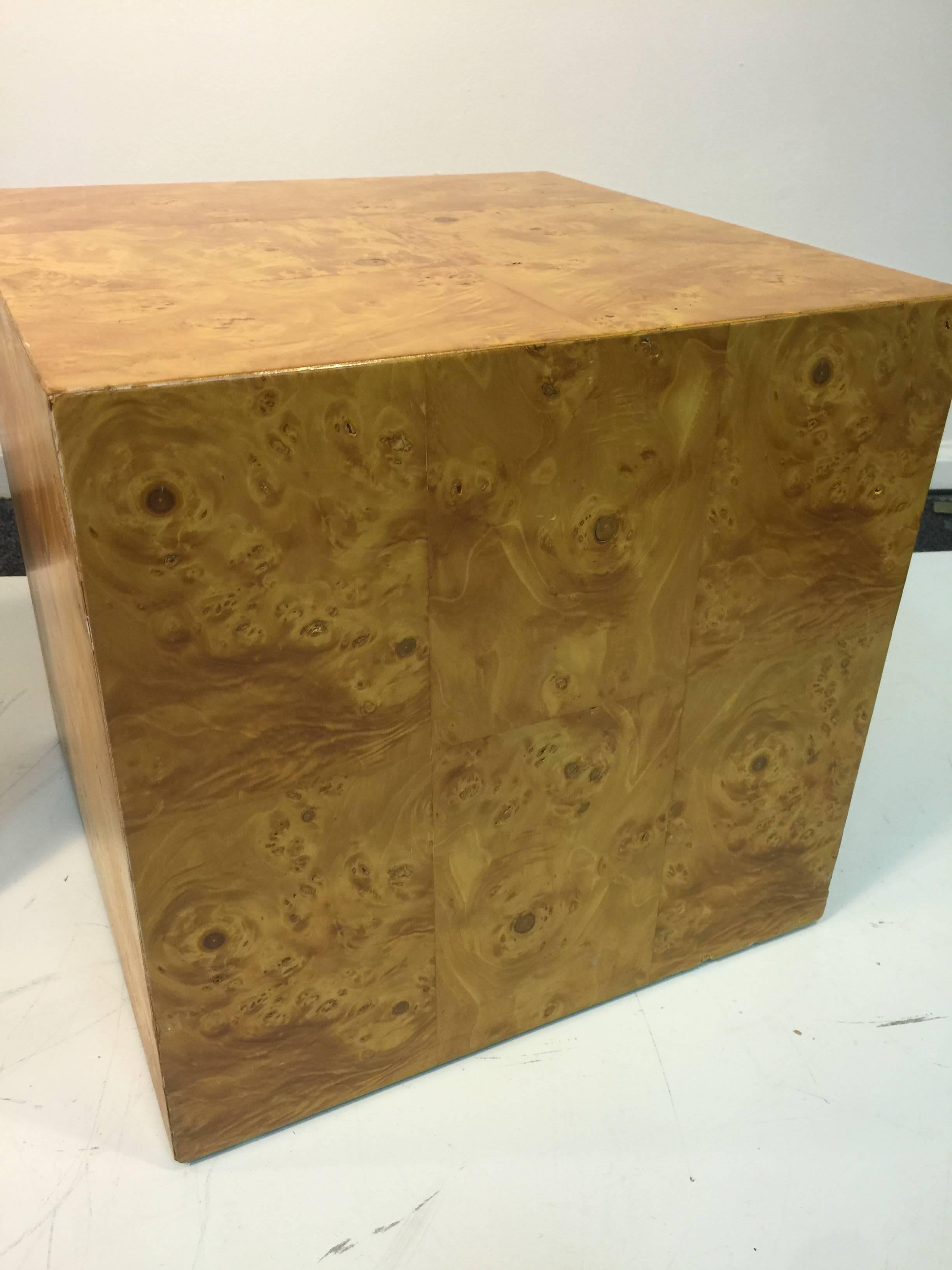 Pair of Marvelous Milo Baughman Burl Wood Cube-Shaped Side Tables In Distressed Condition In Mount Penn, PA