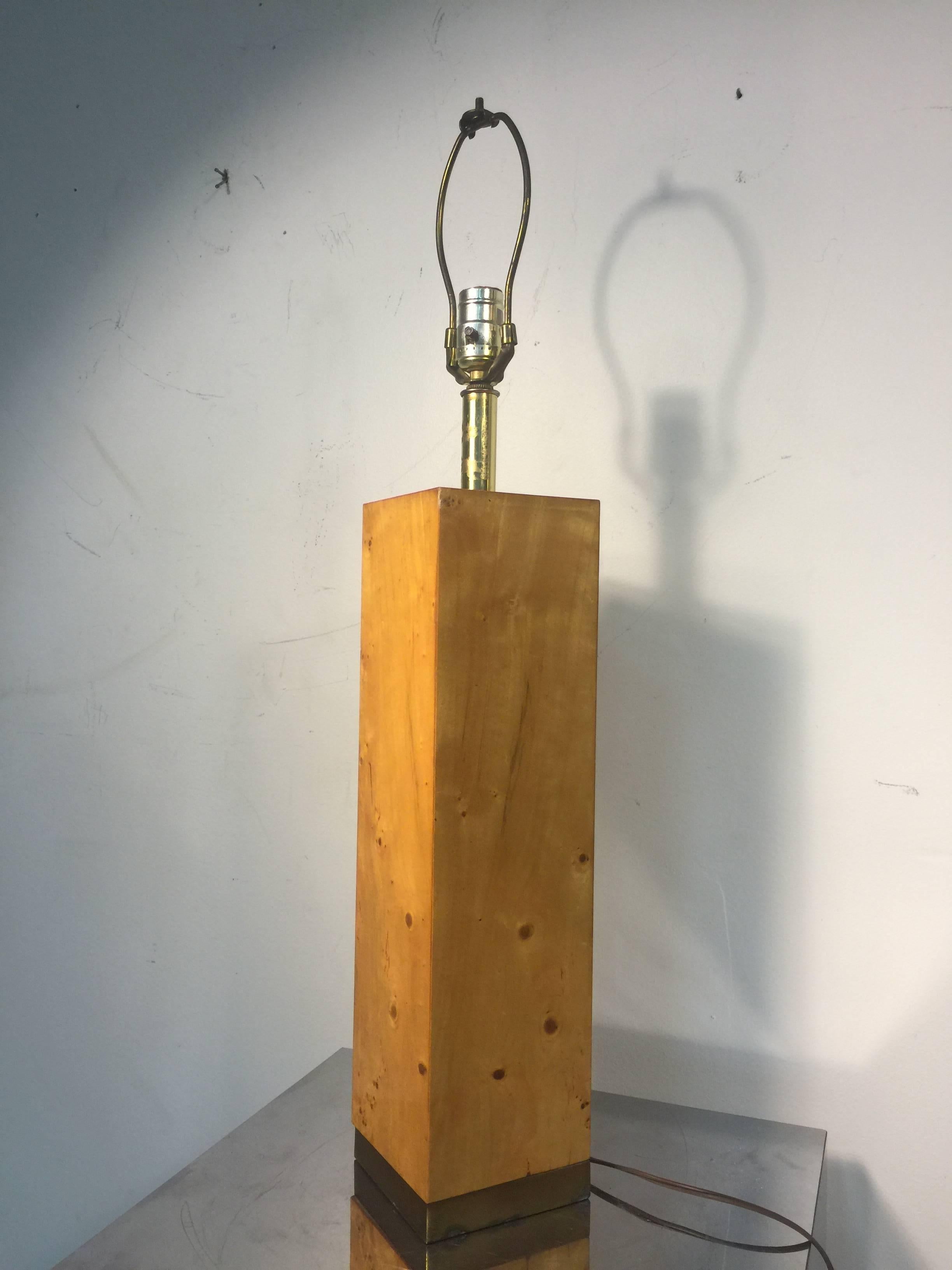 Modern Lovely Lacquered Burlwood Table Lamp in the Manner of Milo Baughman For Sale