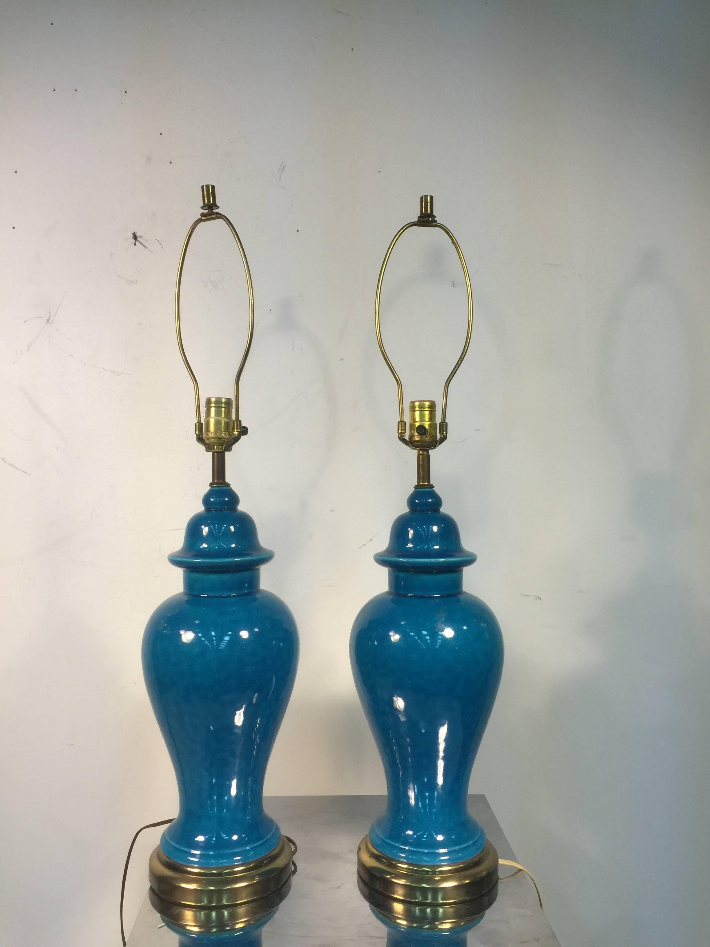 Modern Gorgeous Pair of Chinese Ginger Jar Glazed Blue Ceramic Table Lamps For Sale