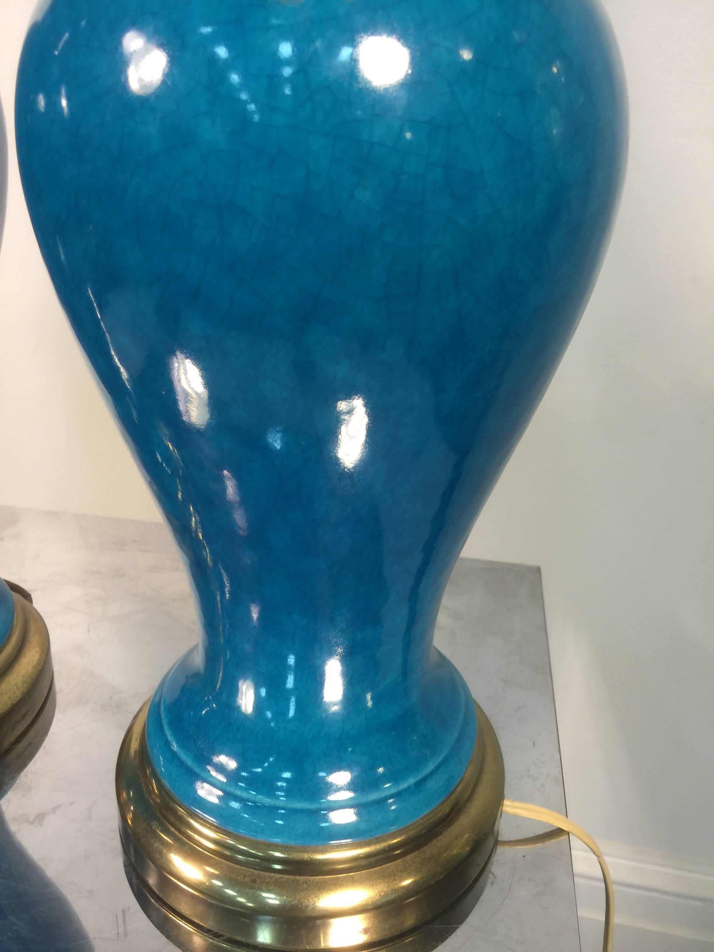 20th Century Gorgeous Pair of Chinese Ginger Jar Glazed Blue Ceramic Table Lamps For Sale