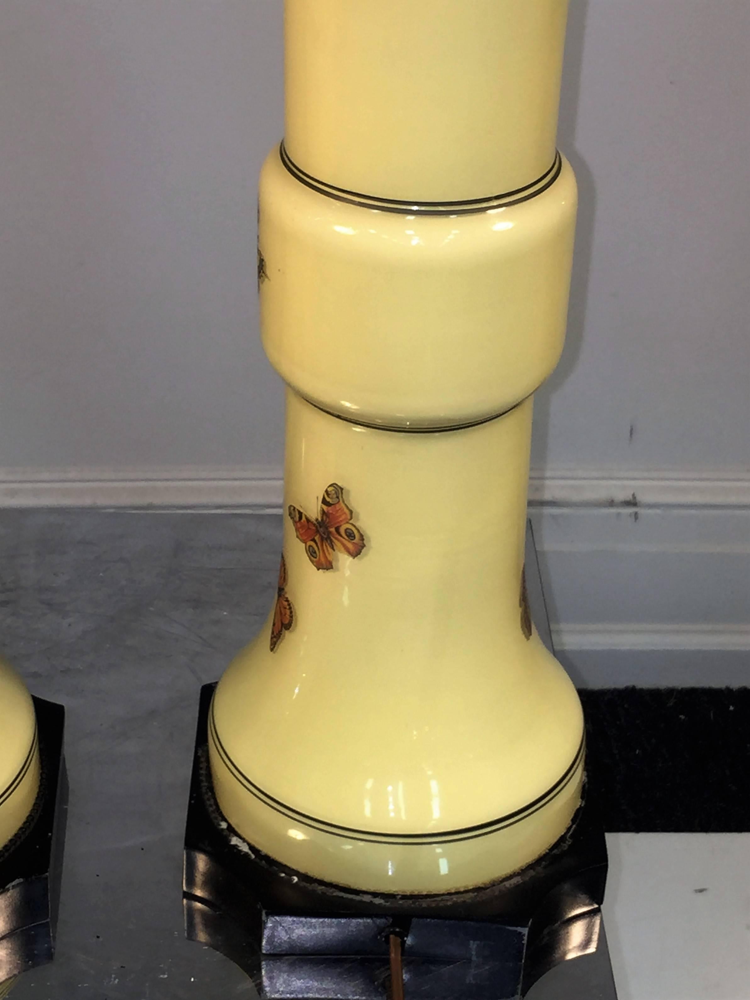 Marvelous Pair of Fornasetti Style Enameled Glass Butterfly Lamps For Sale 3