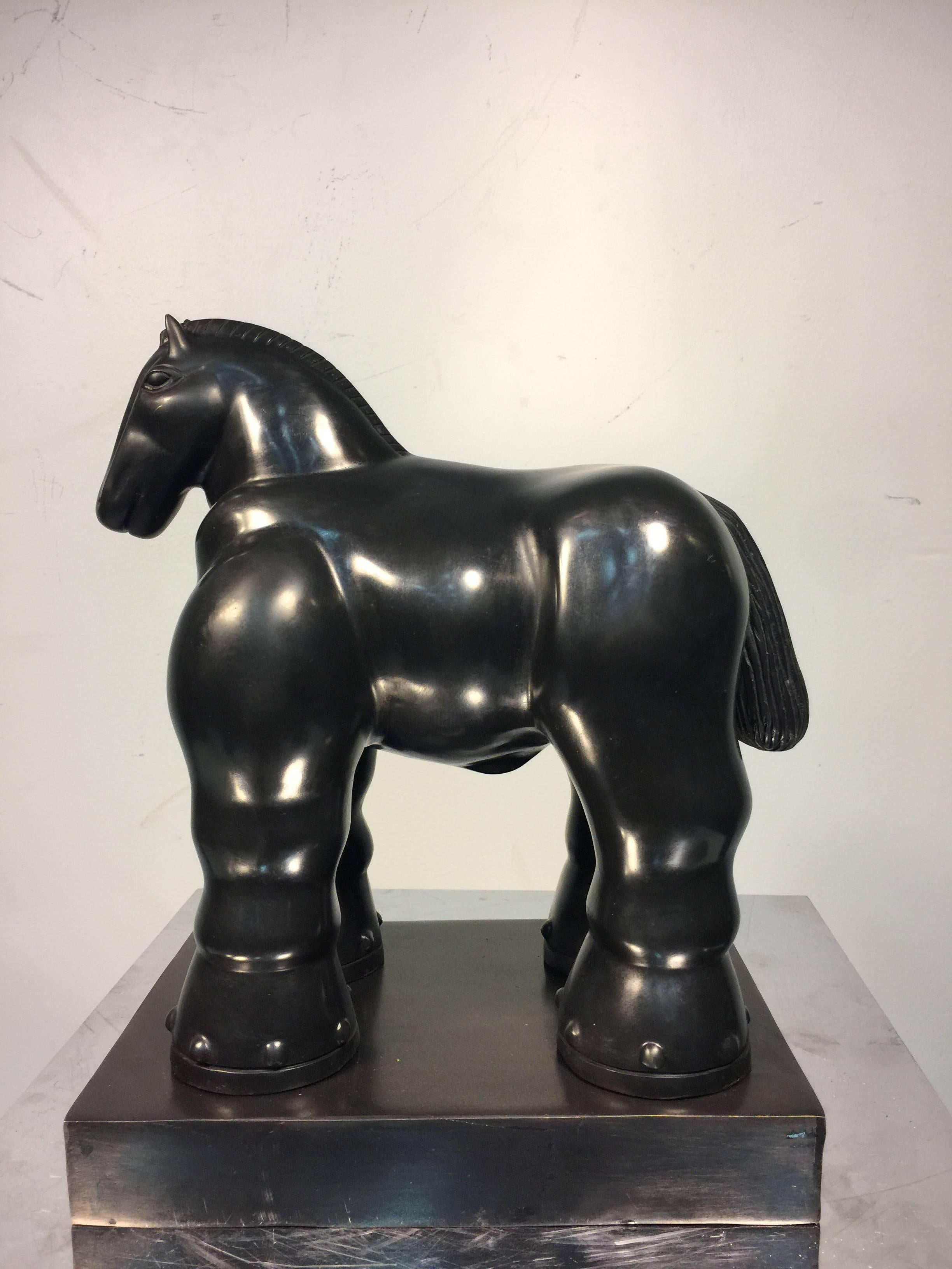 botero horse statue