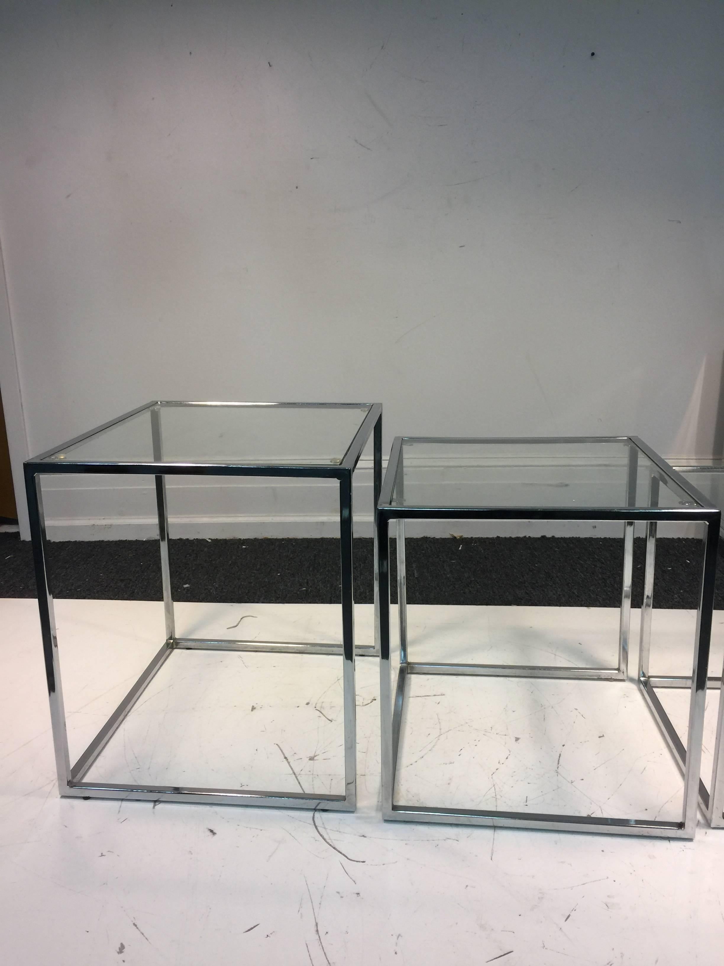 20th Century Exceptional Set of Chrome Nesting Tables by Milo Baughman For Sale