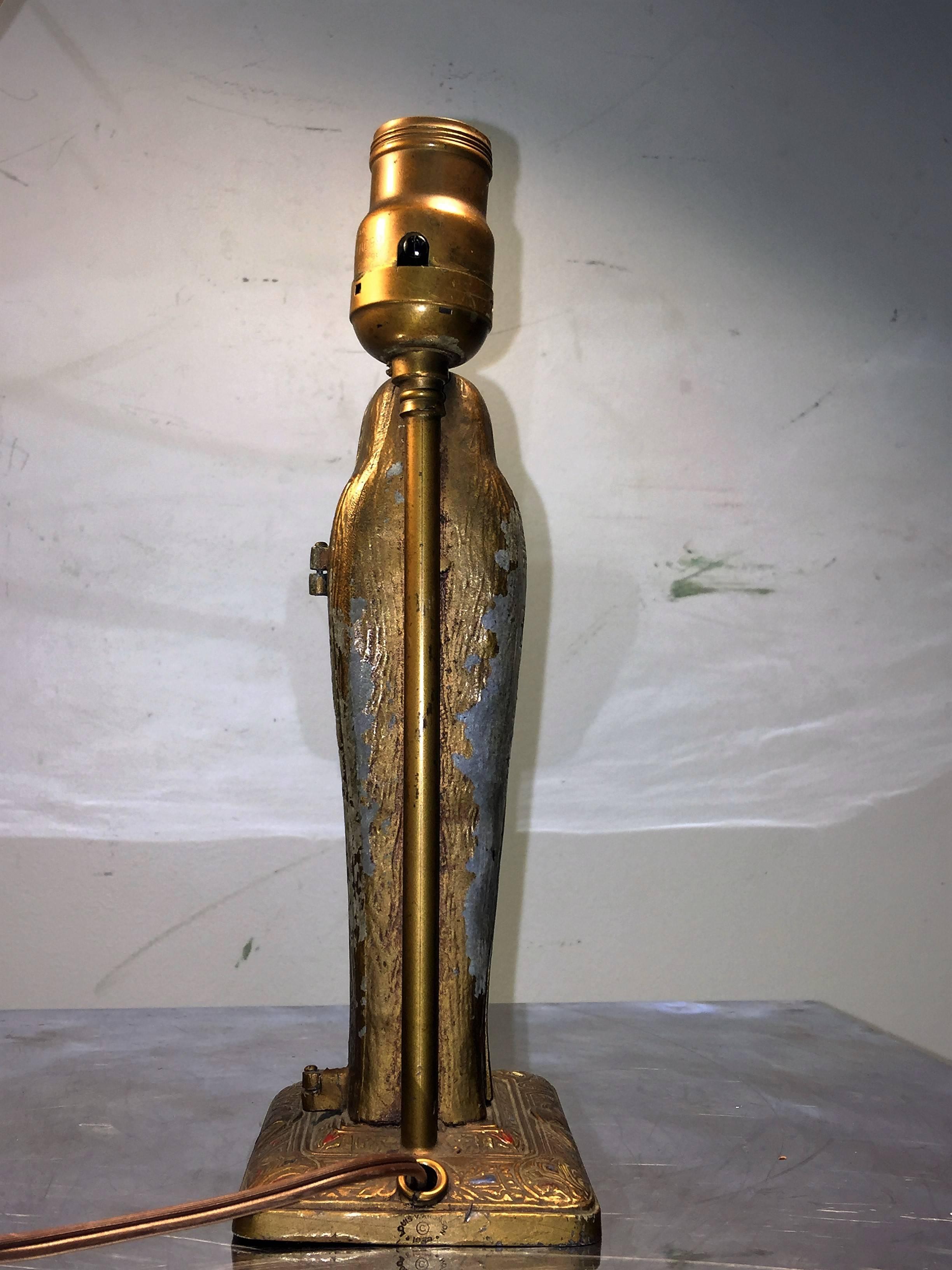 Interesting Art Deco Naughty Nude Egyptian Sarcophagus Lamp For Sale 2