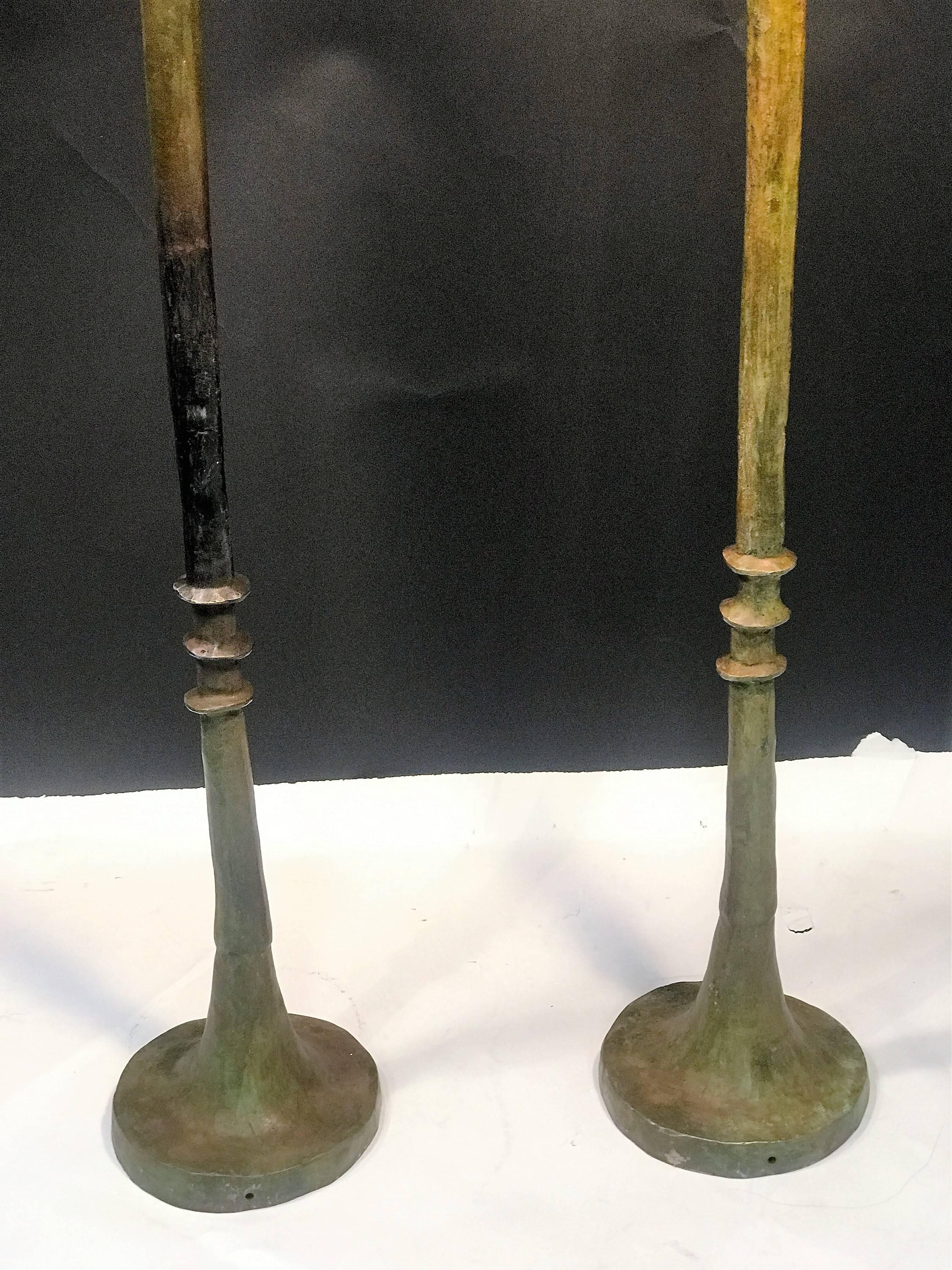 Monumental Pair of Bronze 'Tete De Femme' Floor Lamps after Giacometti For Sale 1