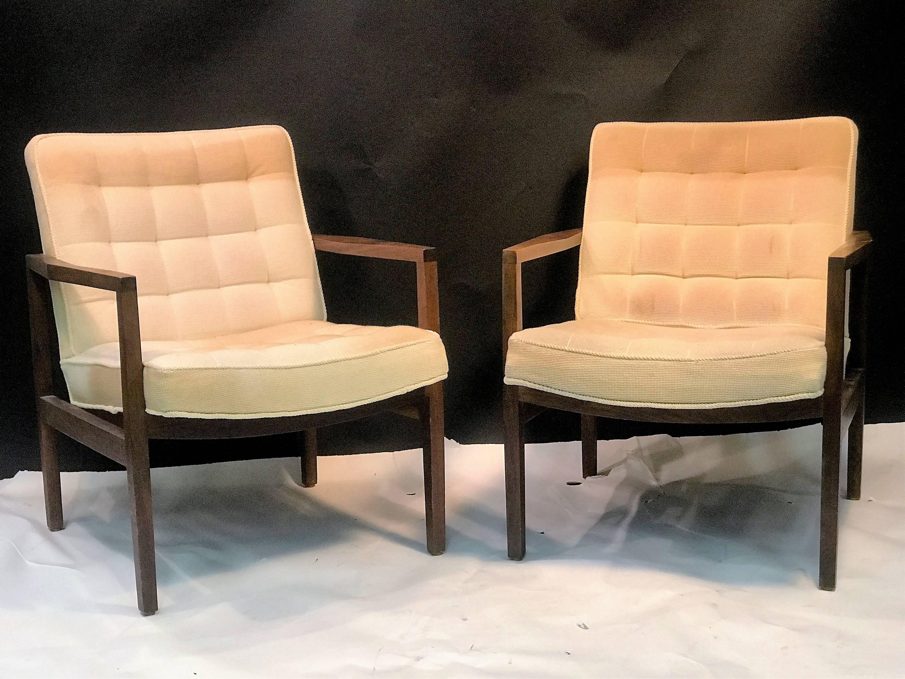 Sharp Pair of Mid-Century Modern Armchairs Attributed to Edward Wormley For Sale 1