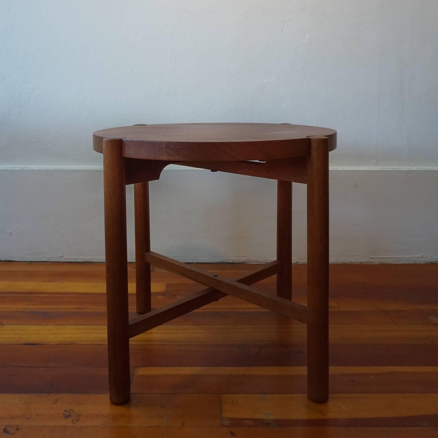 Solid teak folding table by Japanese designer Kathuo Mathumura for Tokyo-based company Yamaguchi. Fantastic joinery, 1950s.