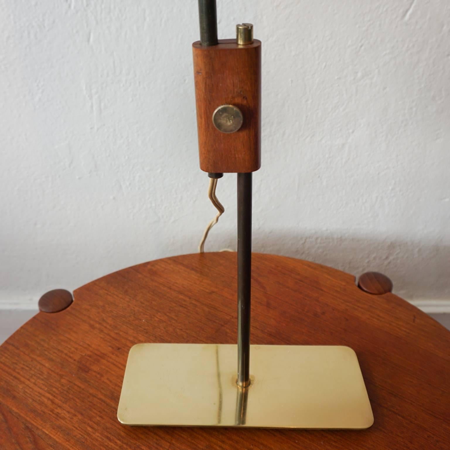 American 1950s Adjustable Height Brass Table Lamp
