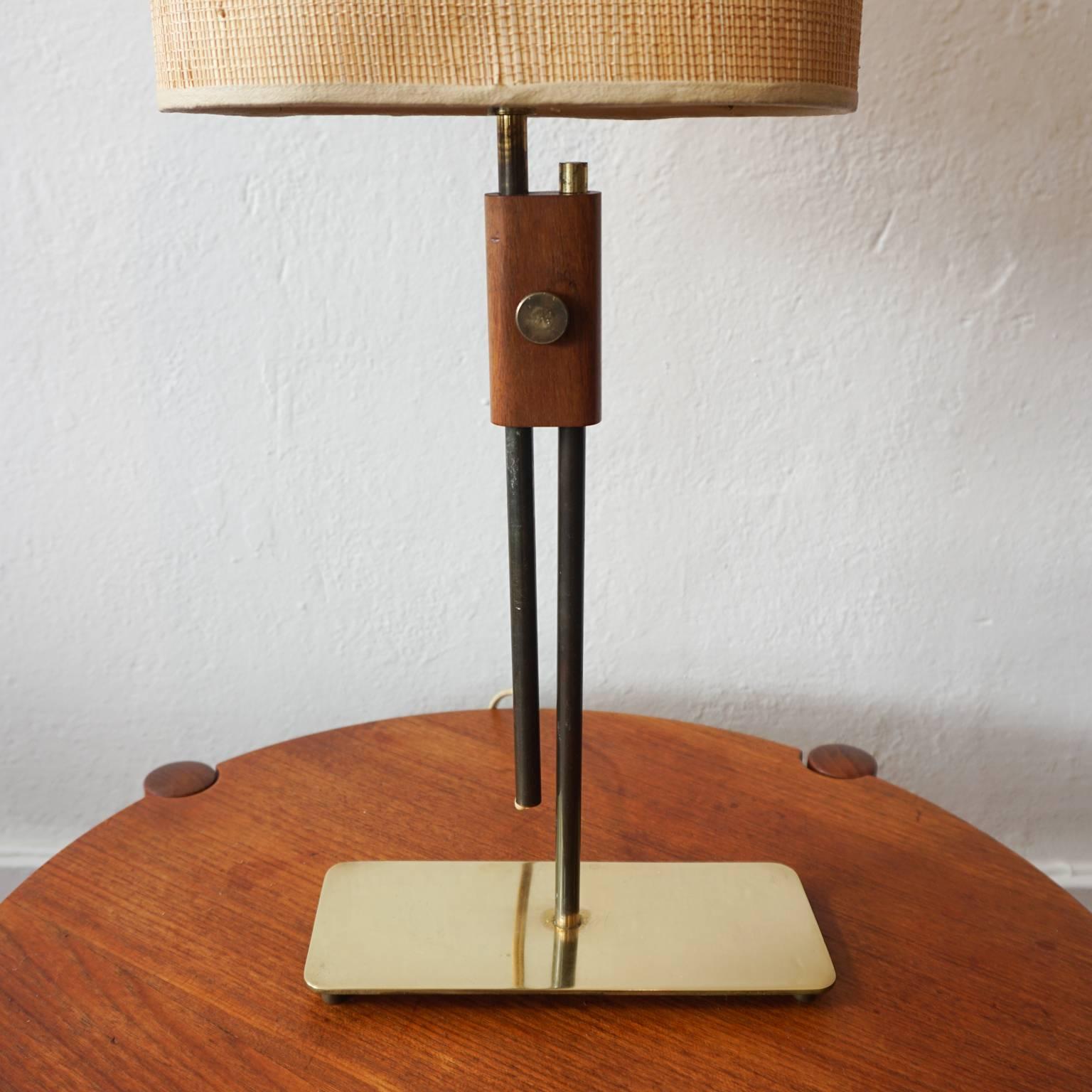 1950s Adjustable Height Brass Table Lamp In Good Condition In San Diego, CA