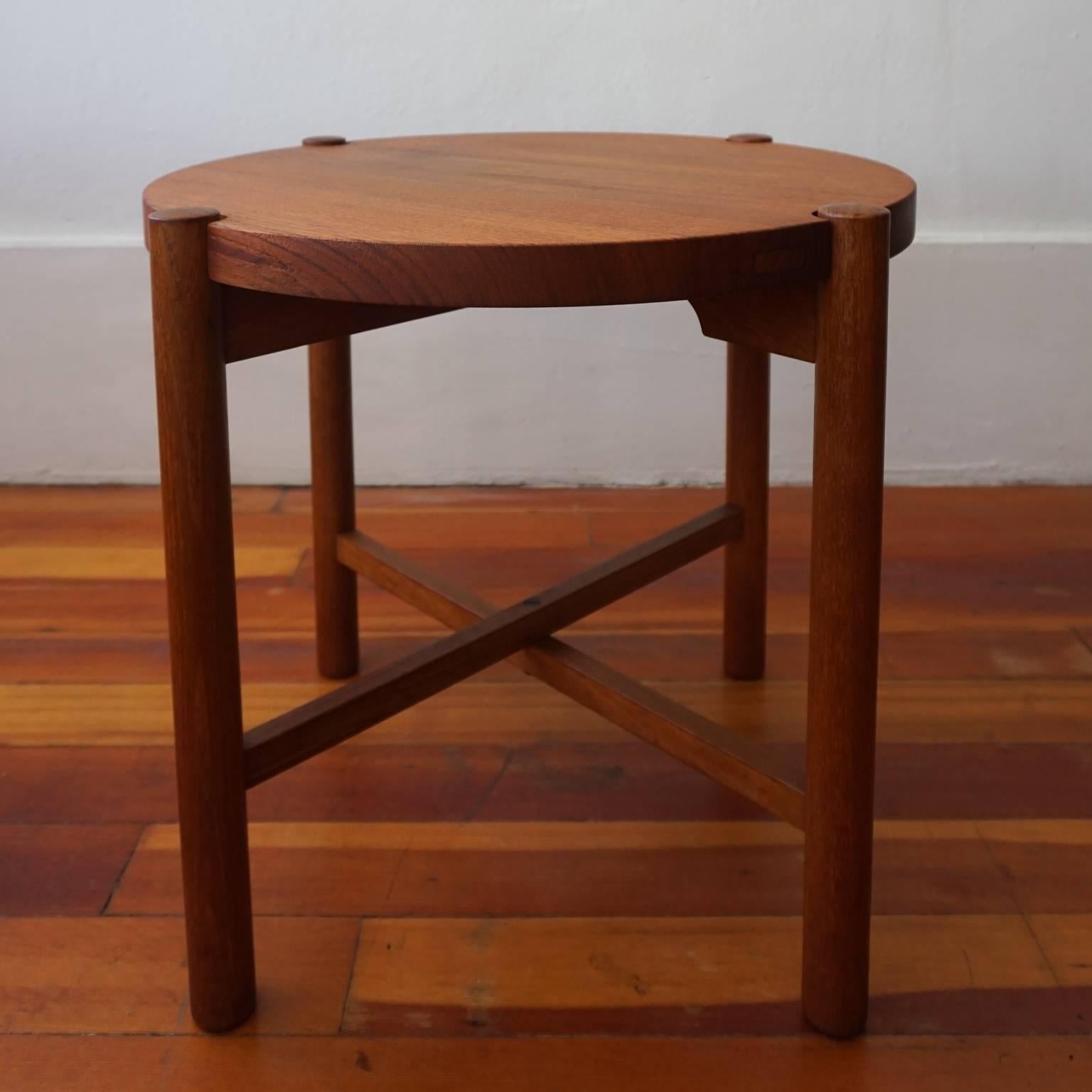 Mid-Century Modern Pair of Japanese Side Tables by Kathuo Mathumura