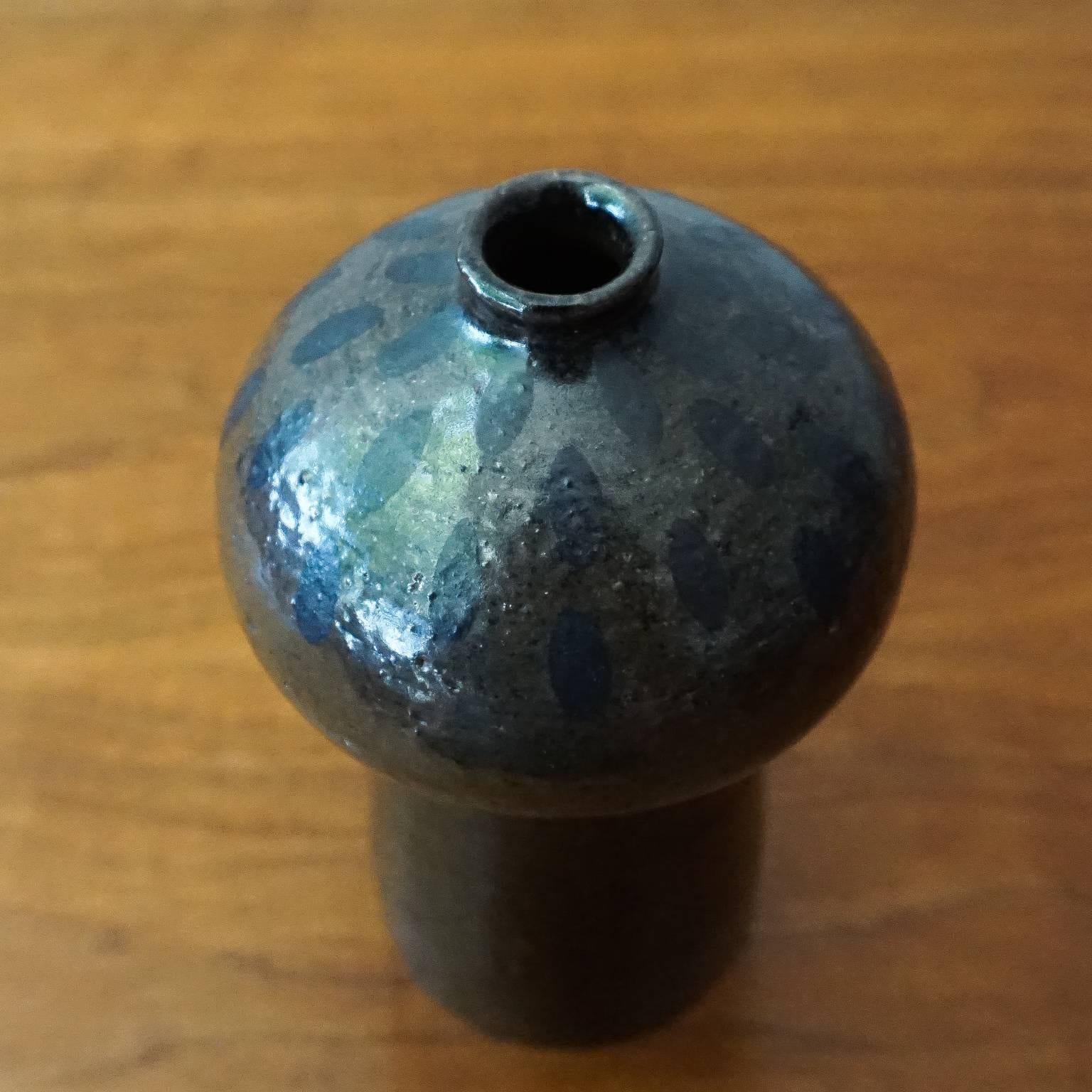 Mid-Century Modern Mid-Century Ceramic Vase by Ward Youry