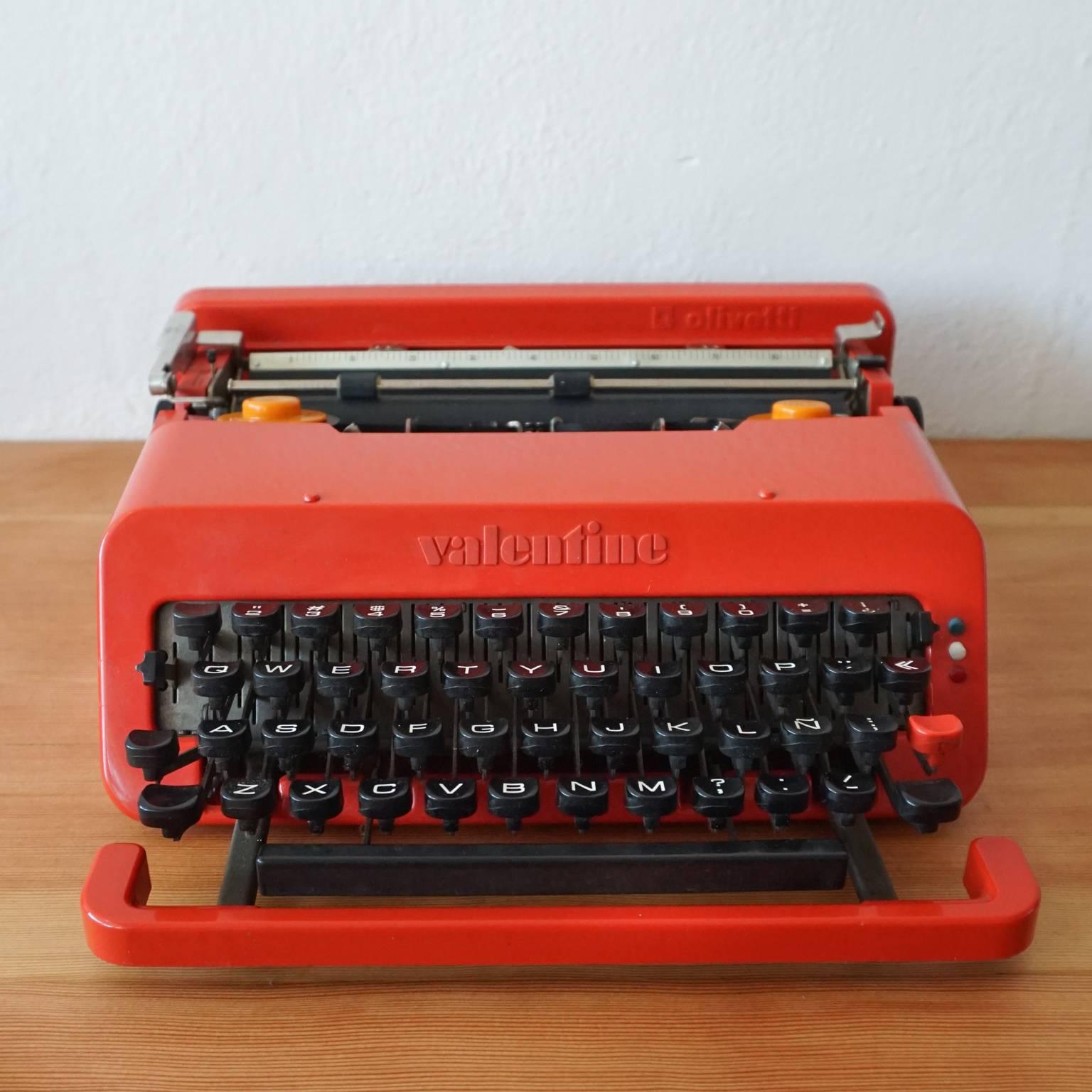 Post-Modern Olivetti Valentine Typewriter by Ettore Sottsass Jr. and Perry King, 1968